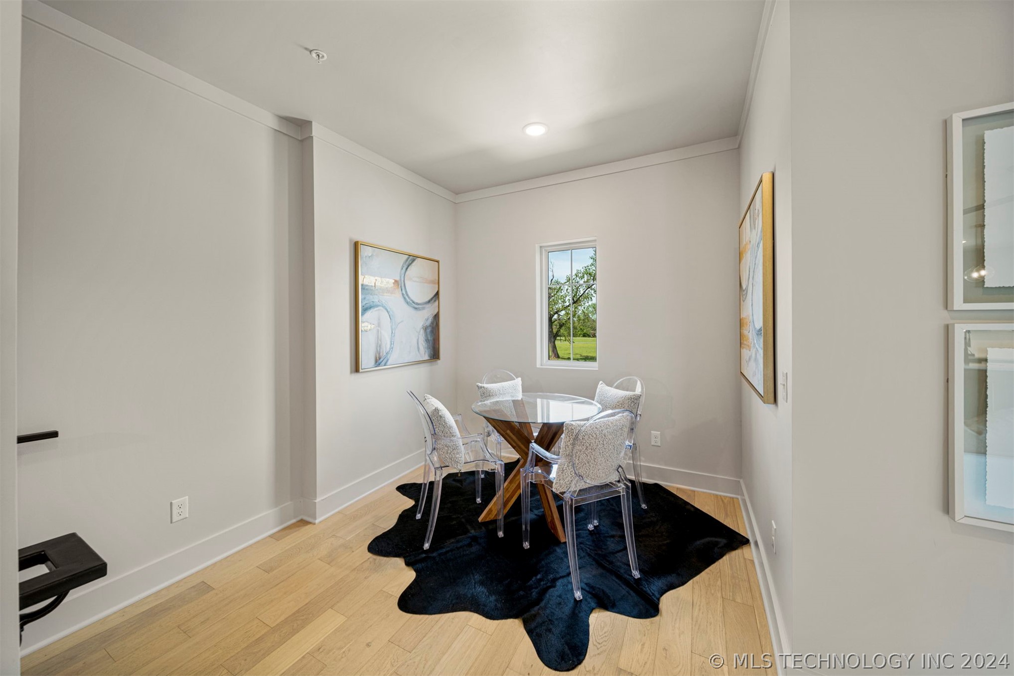 3749 S Riverside Drive 3749