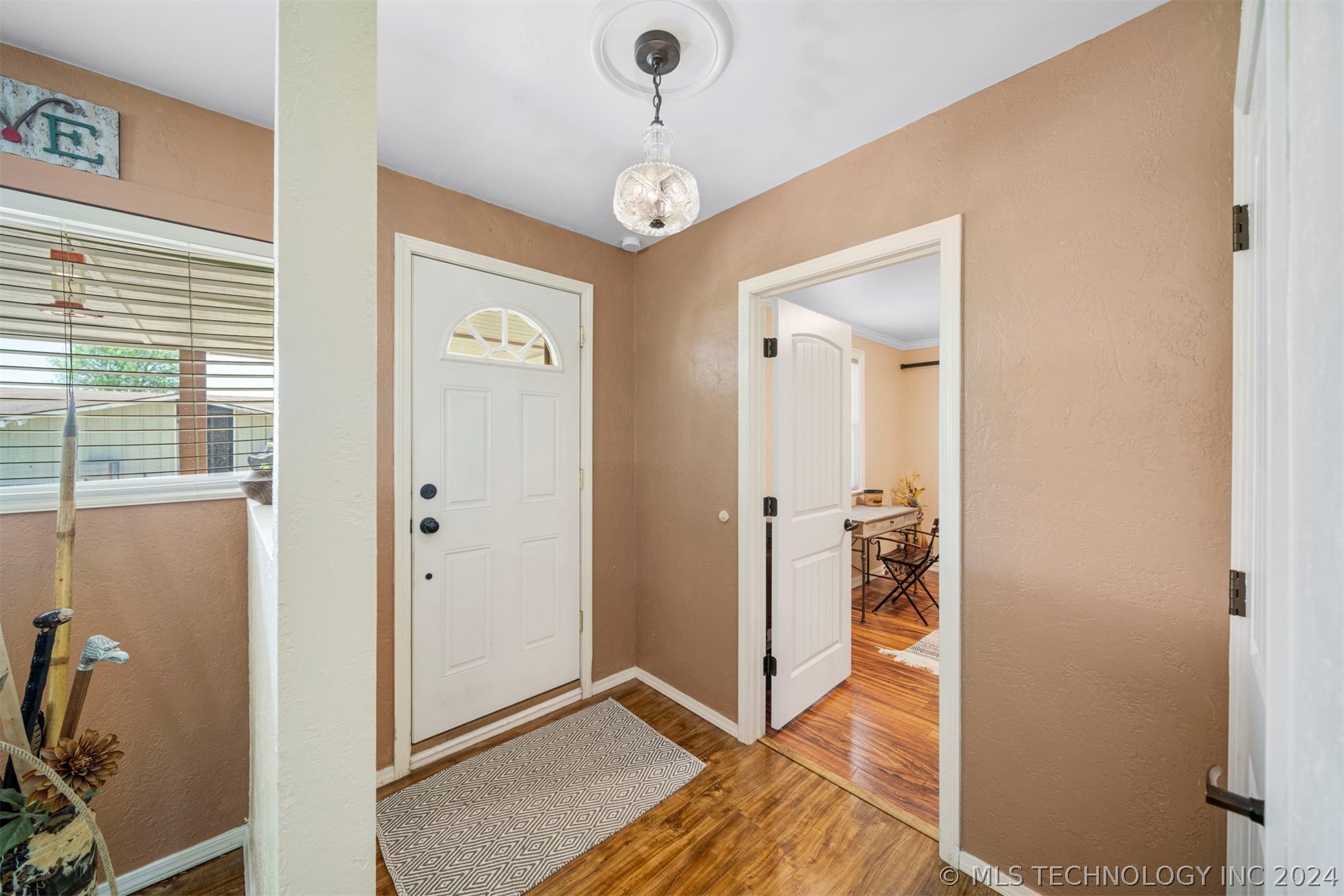 9403 E 159th Street North