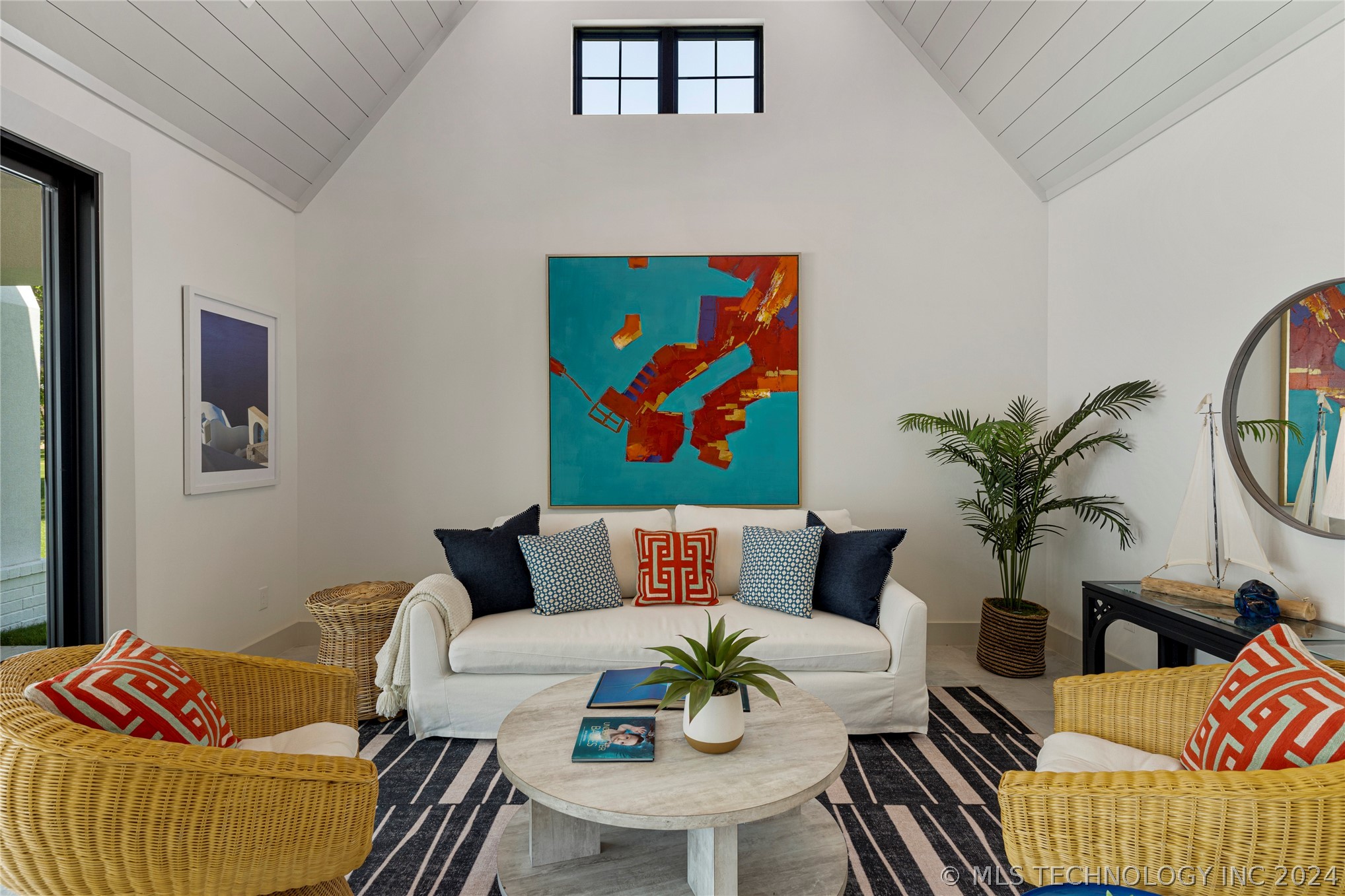 6541 N White Tail Cove