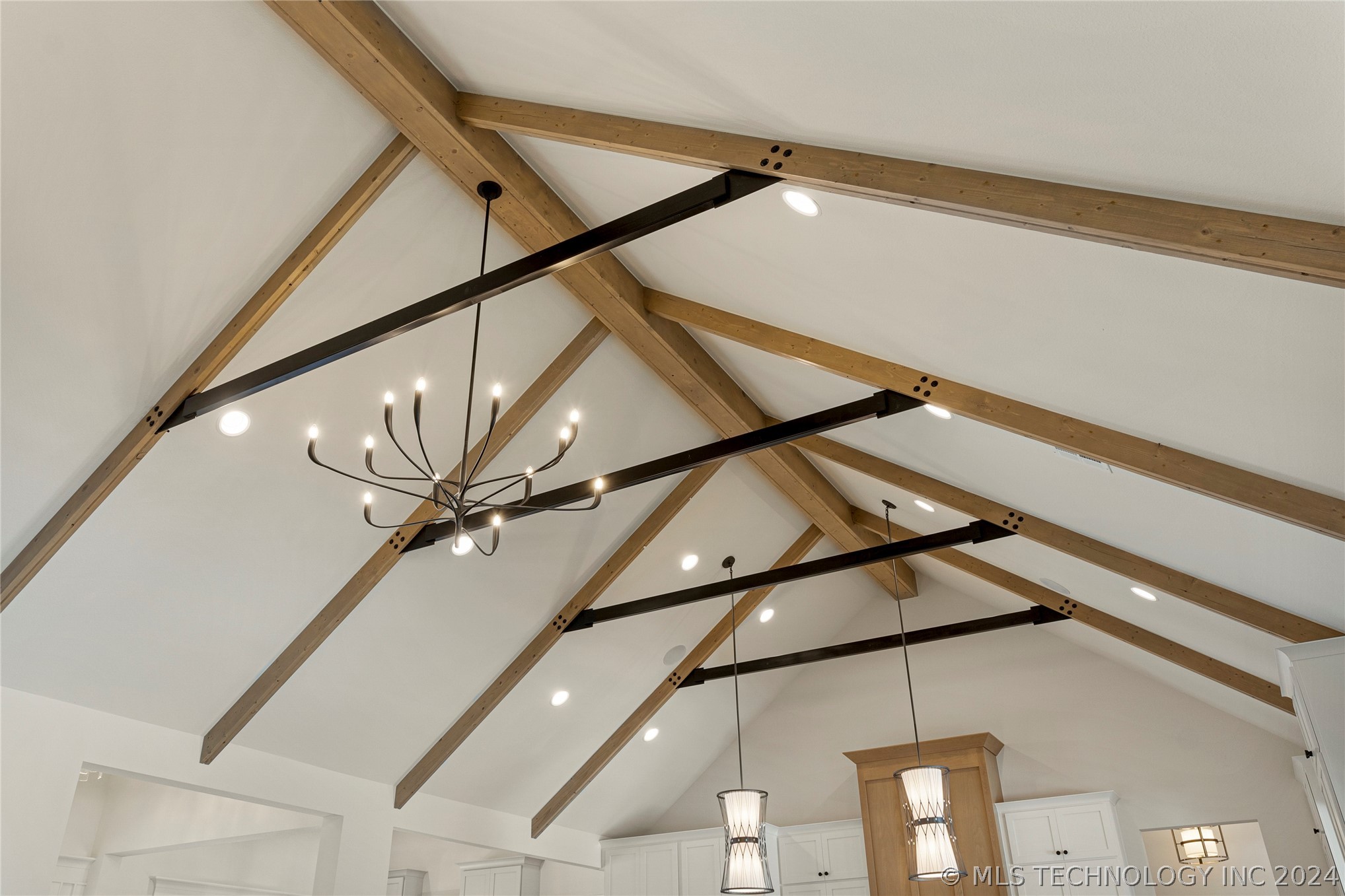 6541 N White Tail Cove