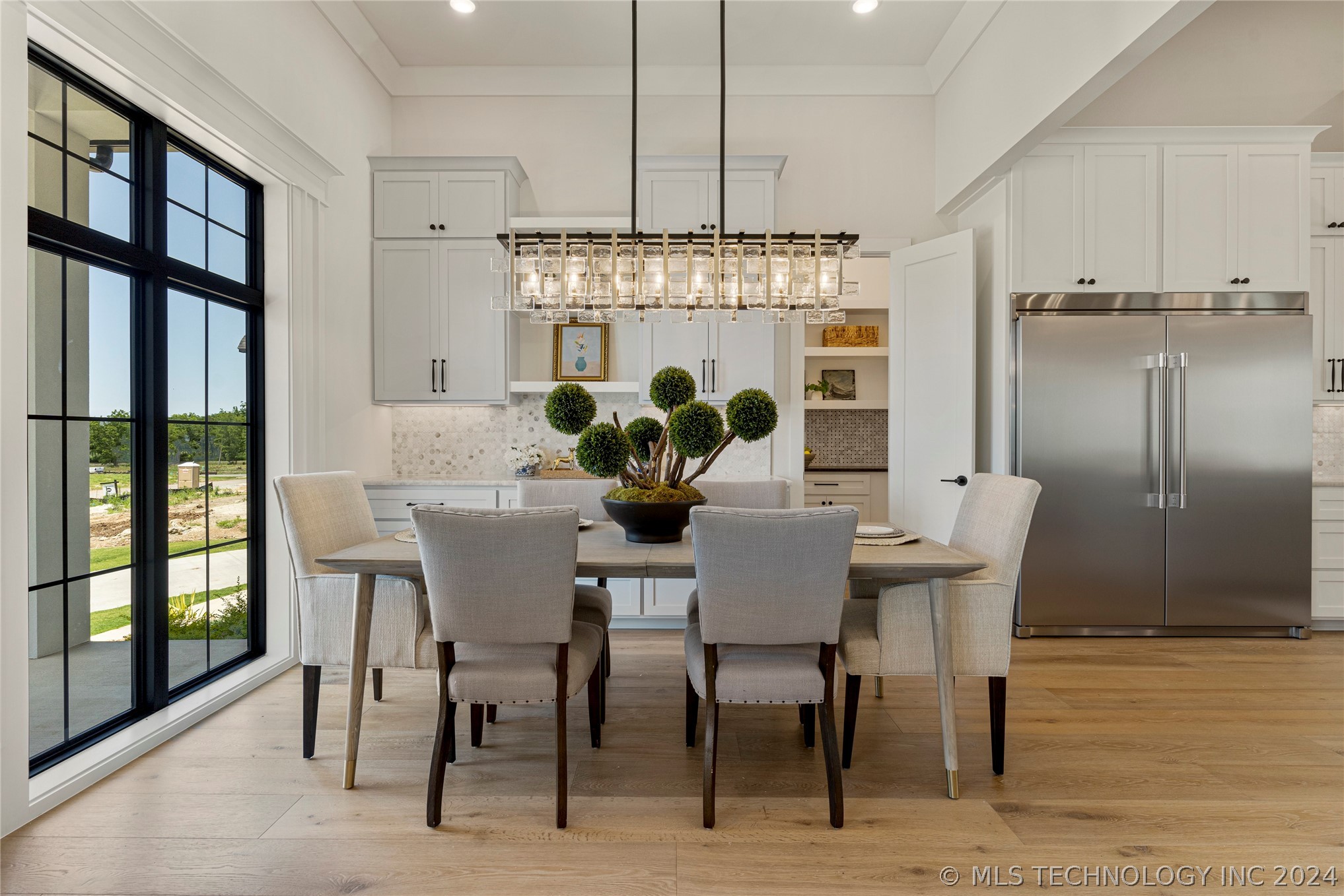 6541 N White Tail Cove