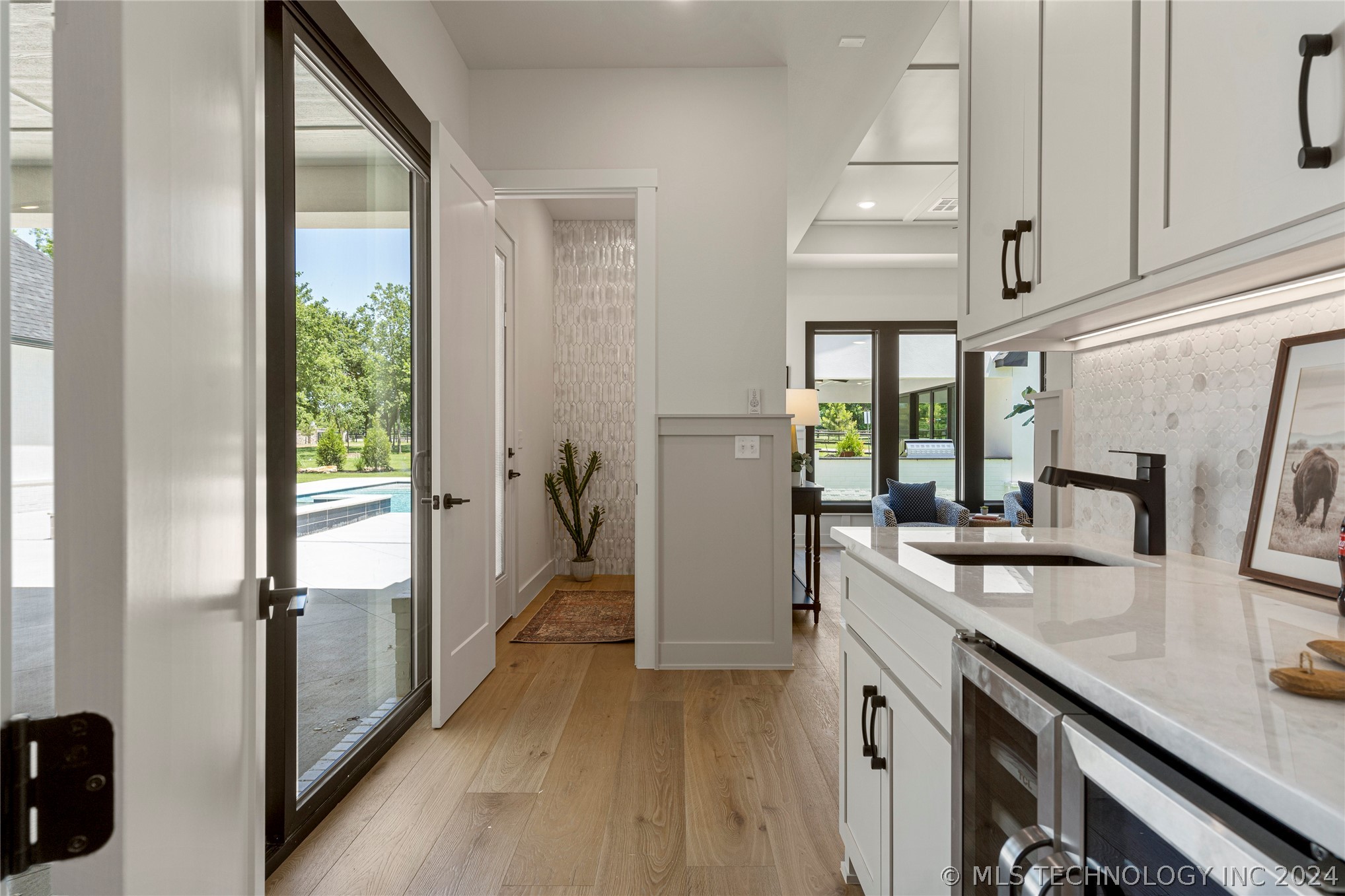 6541 N White Tail Cove