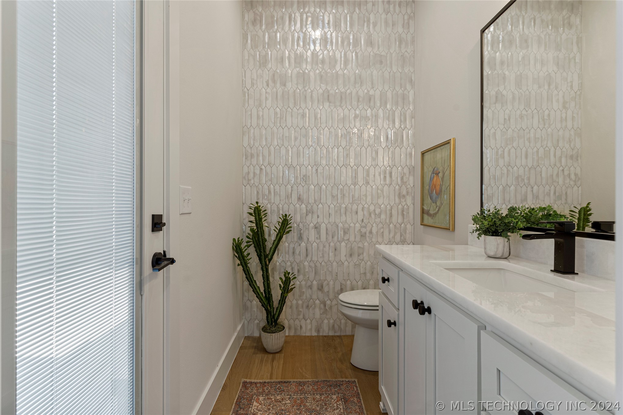 6541 N White Tail Cove