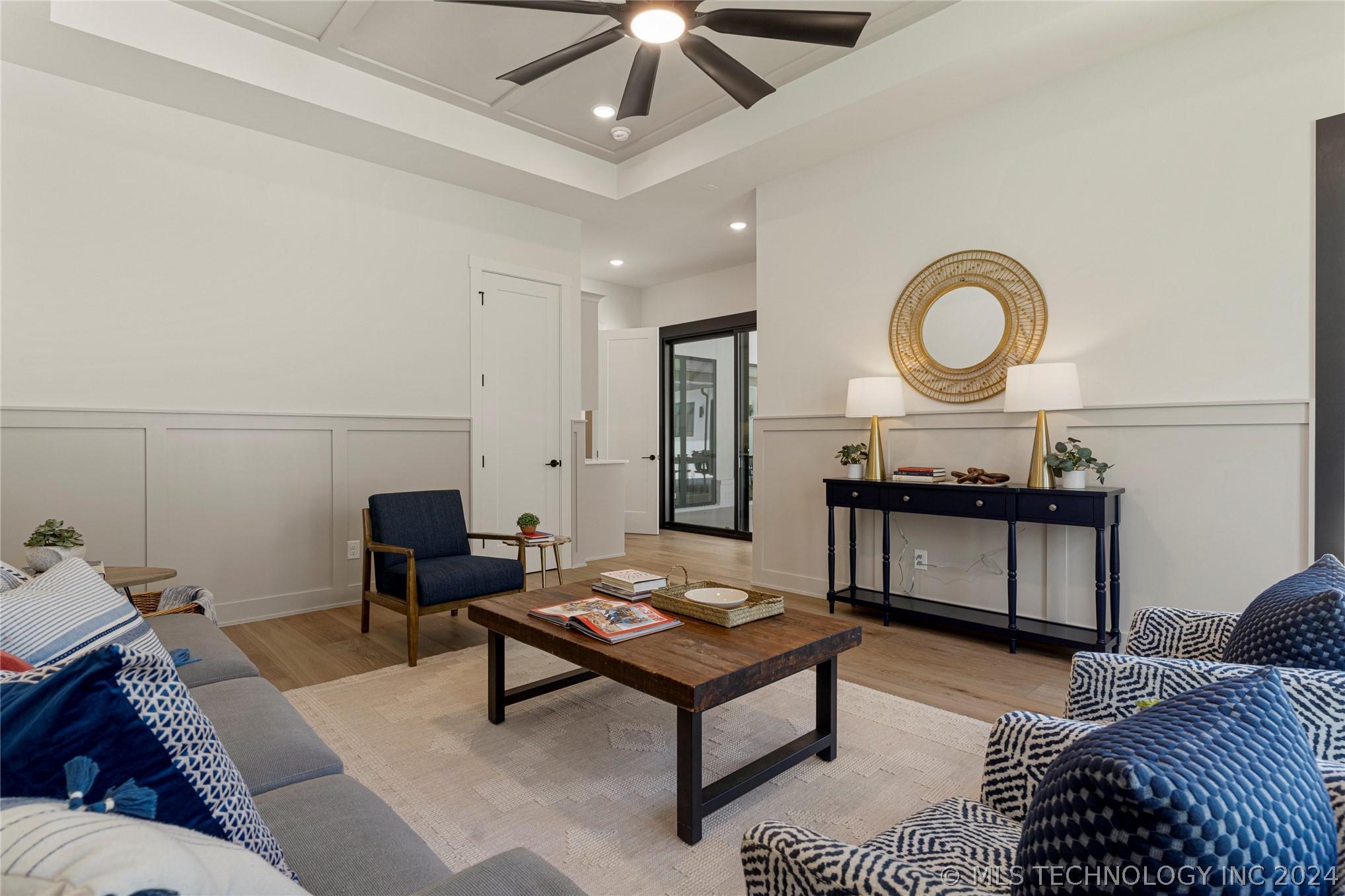 6541 N White Tail Cove