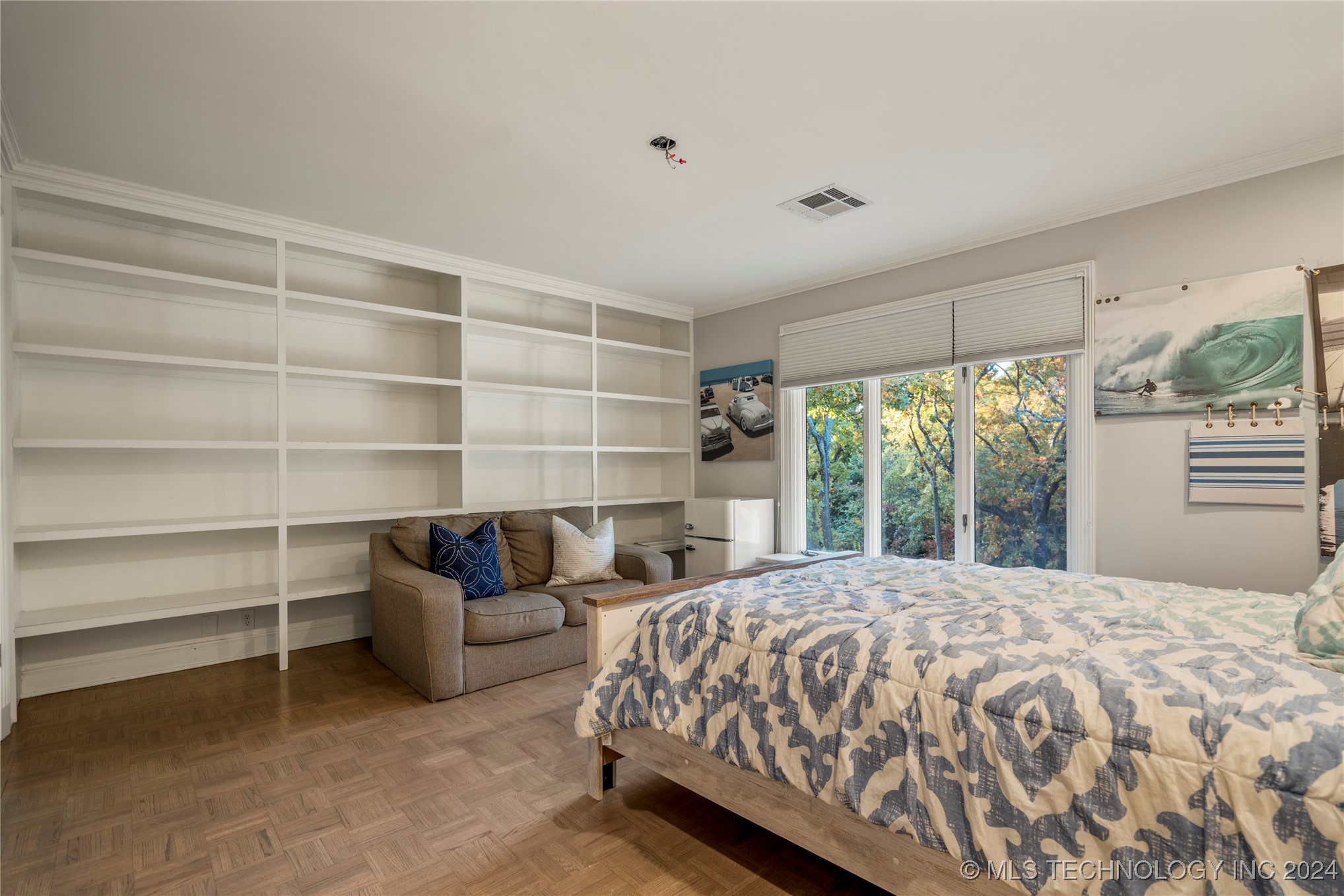 6825 S Delaware Avenue