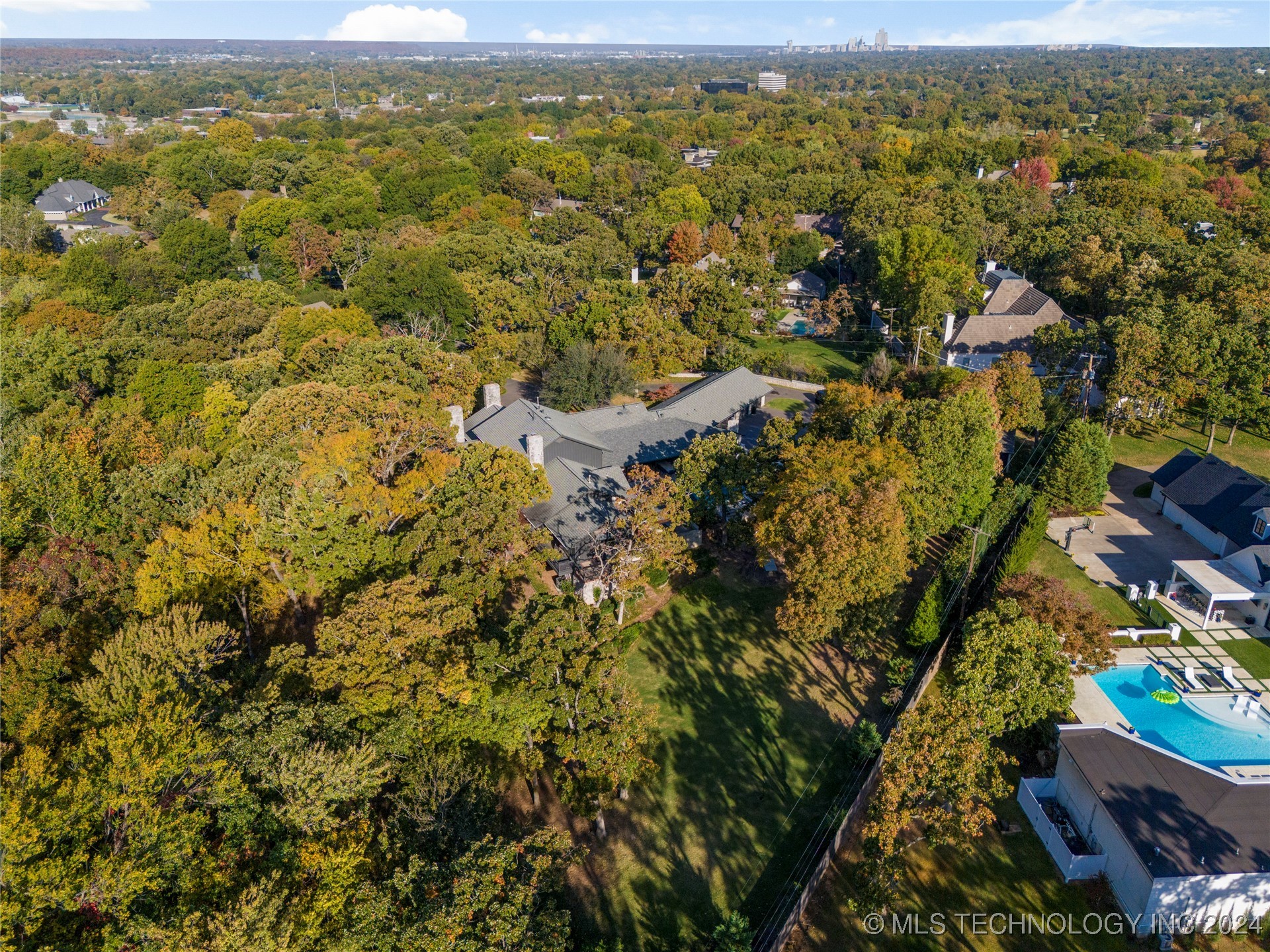 6825 S Delaware Avenue