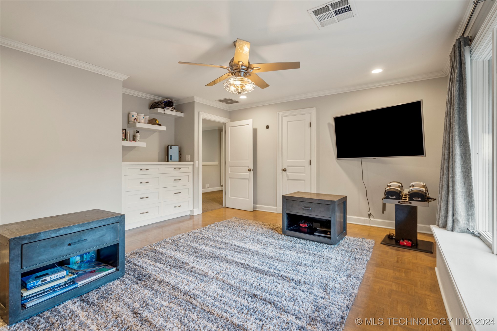 6825 S Delaware Avenue