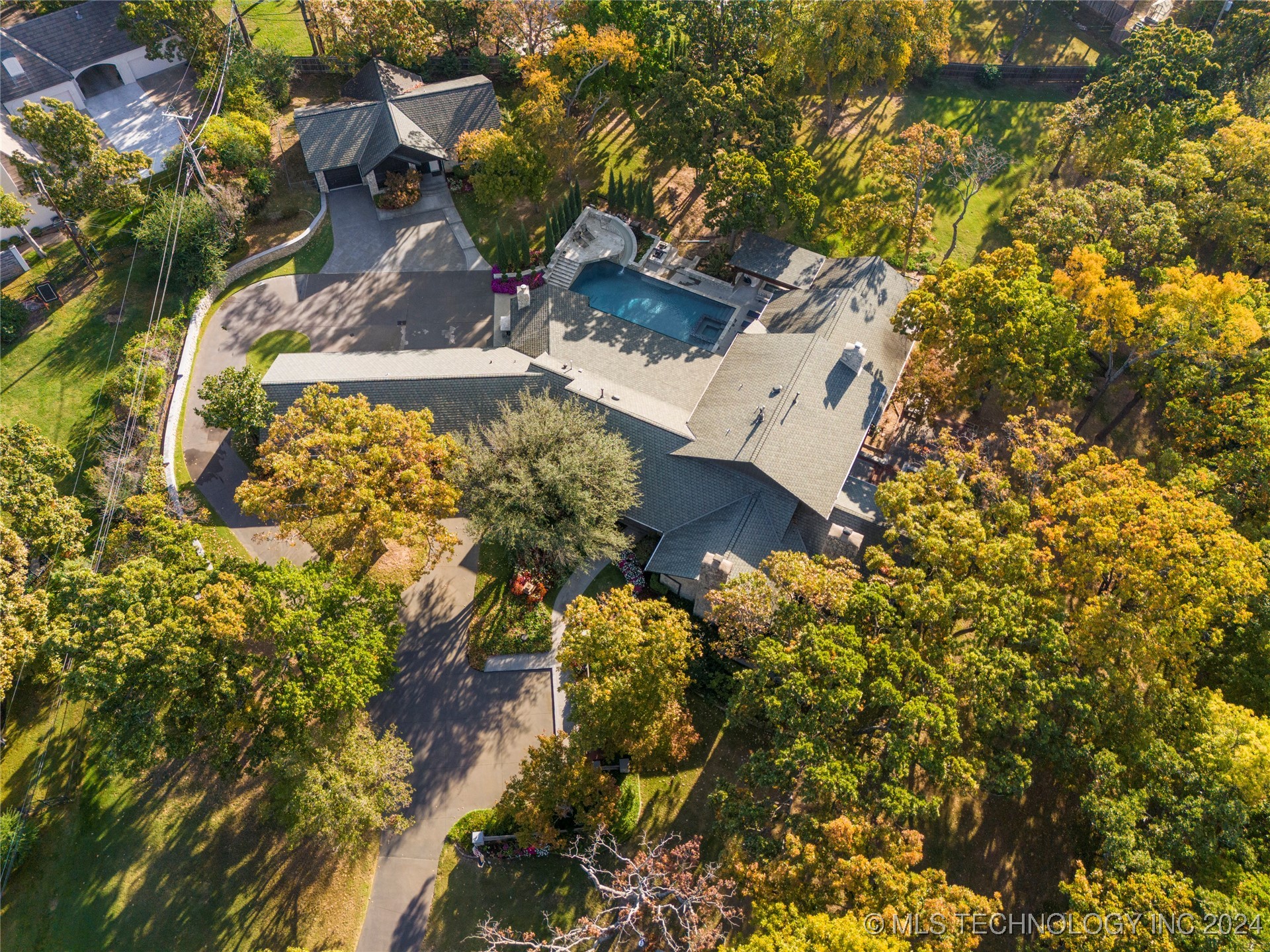 6825 S Delaware Avenue