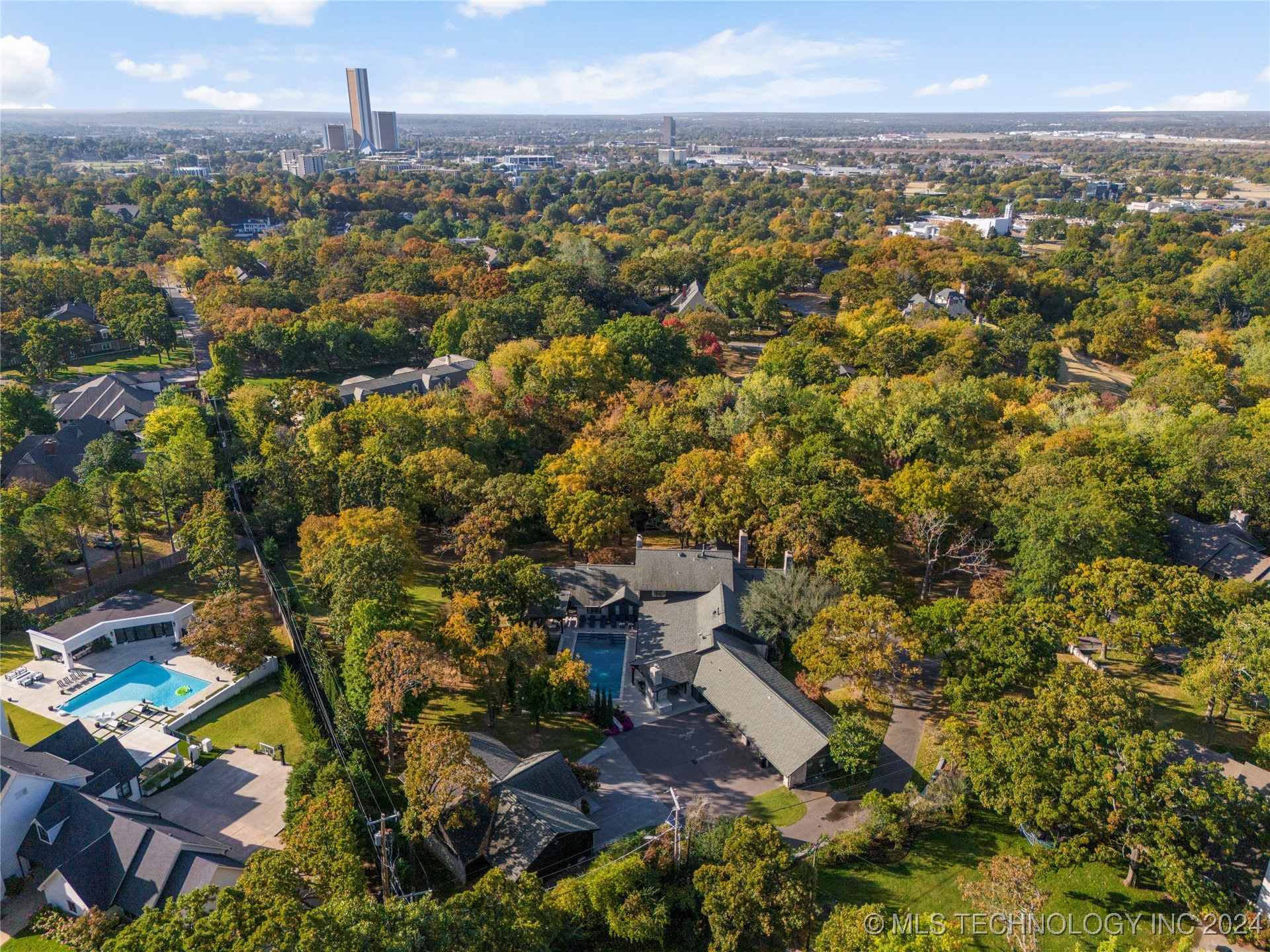 6825 S Delaware Avenue