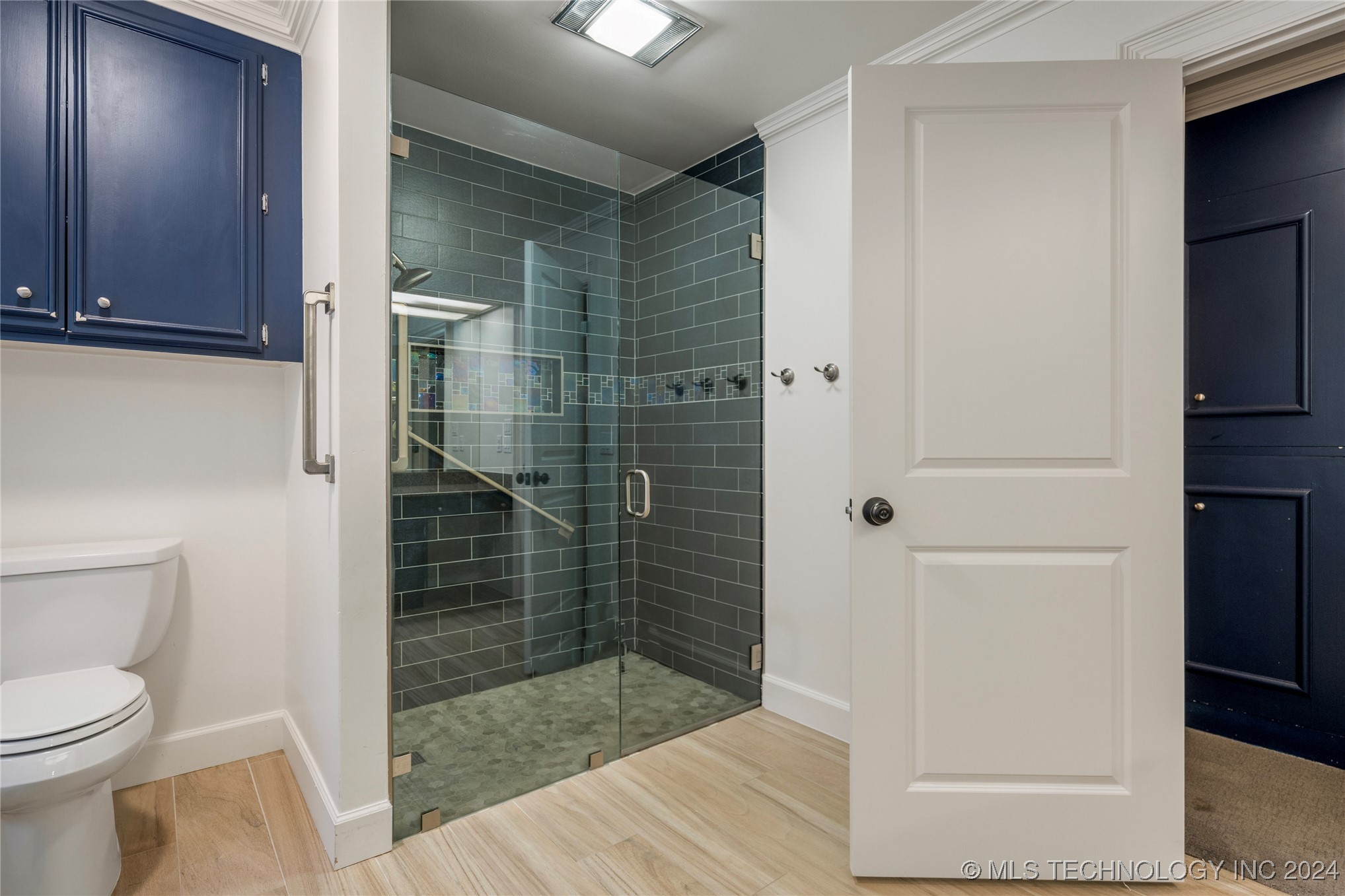 6825 S Delaware Avenue