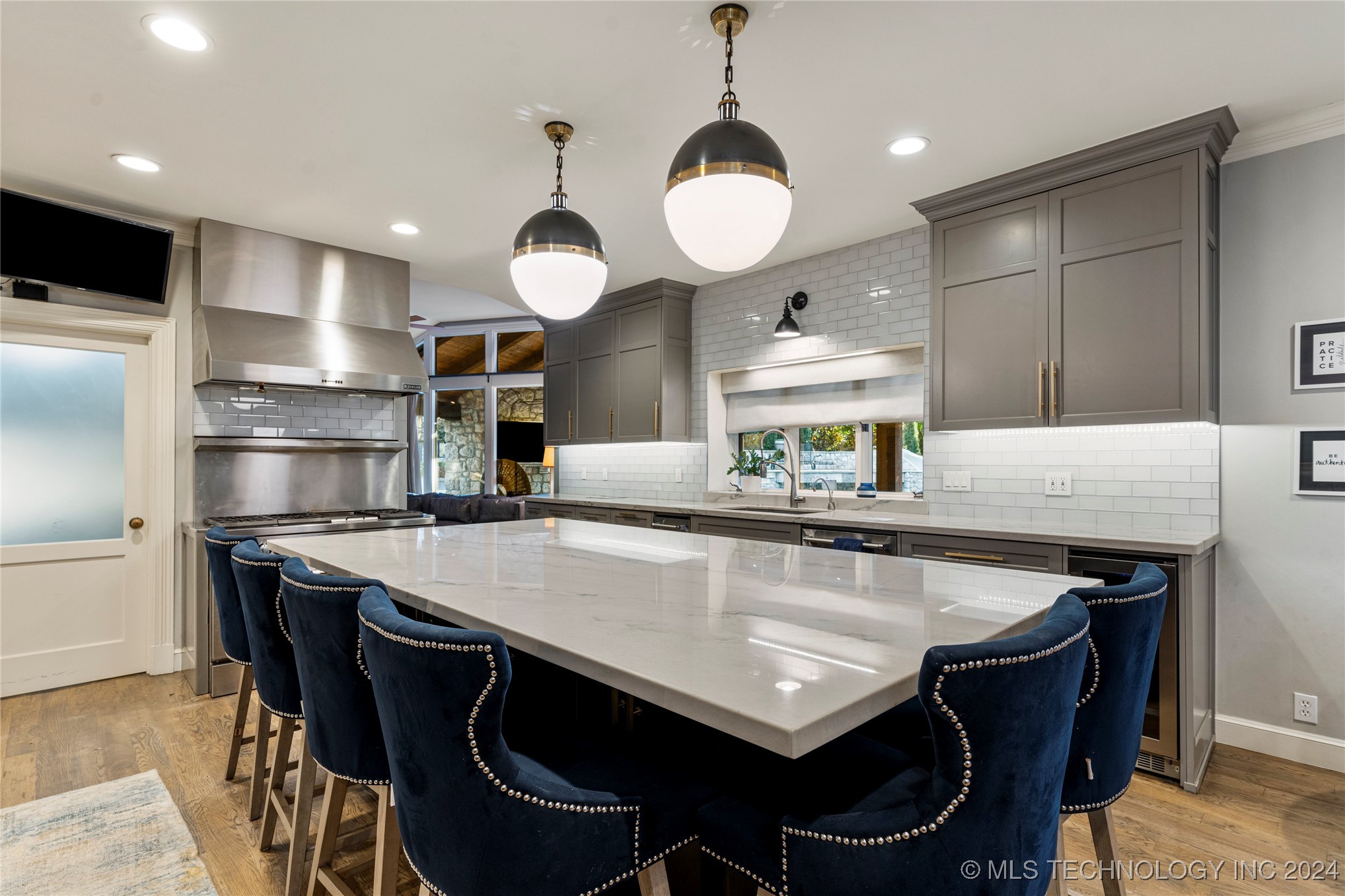 6825 S Delaware Avenue