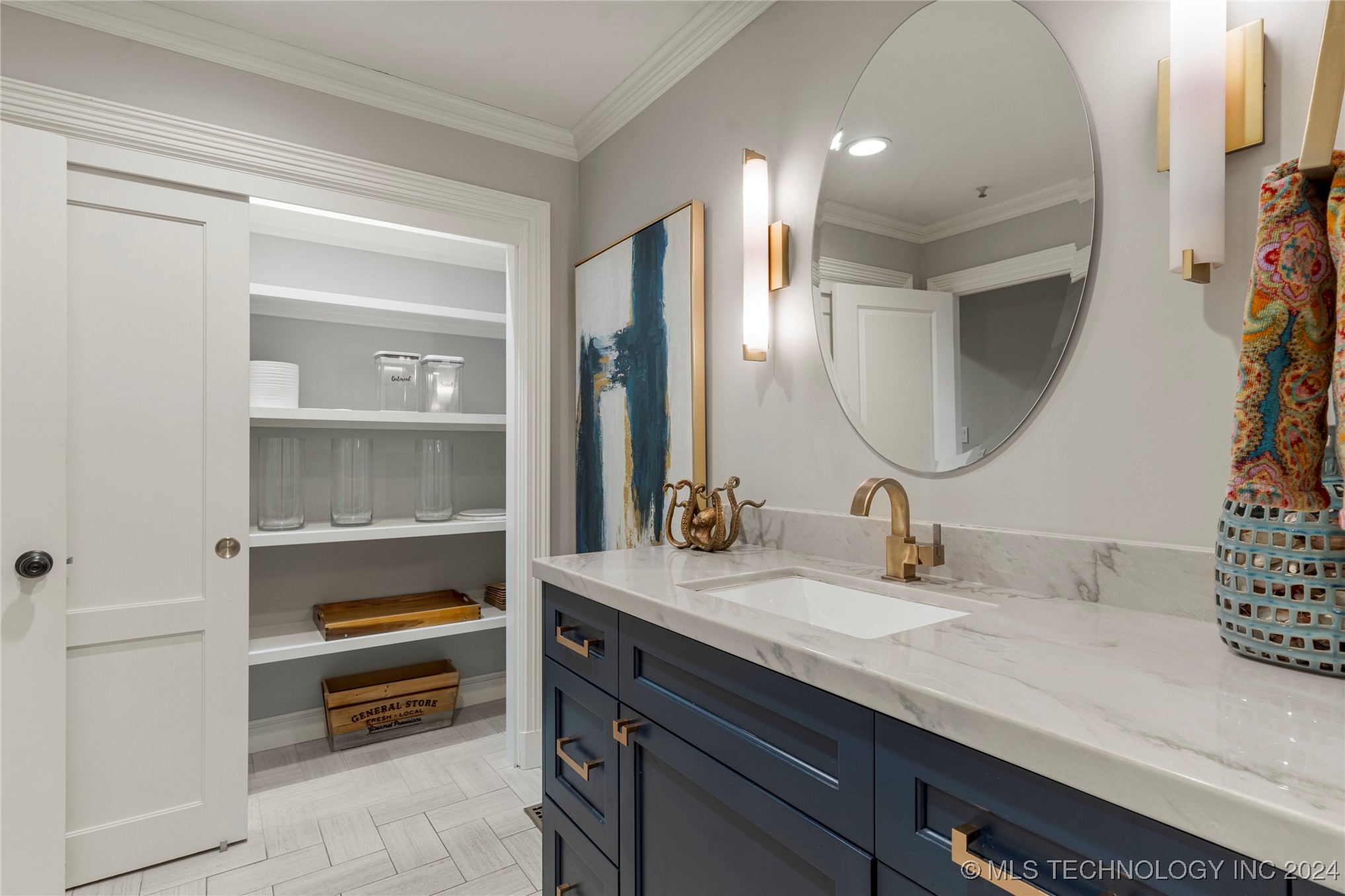 6825 S Delaware Avenue