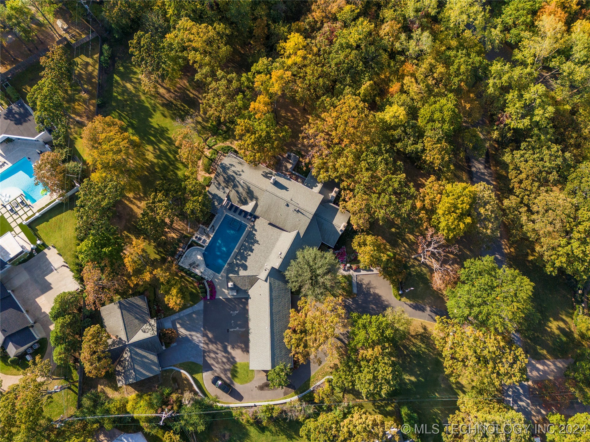 6825 S Delaware Avenue