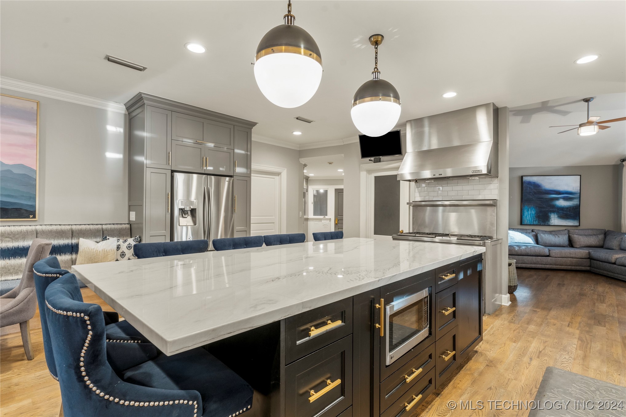 6825 S Delaware Avenue