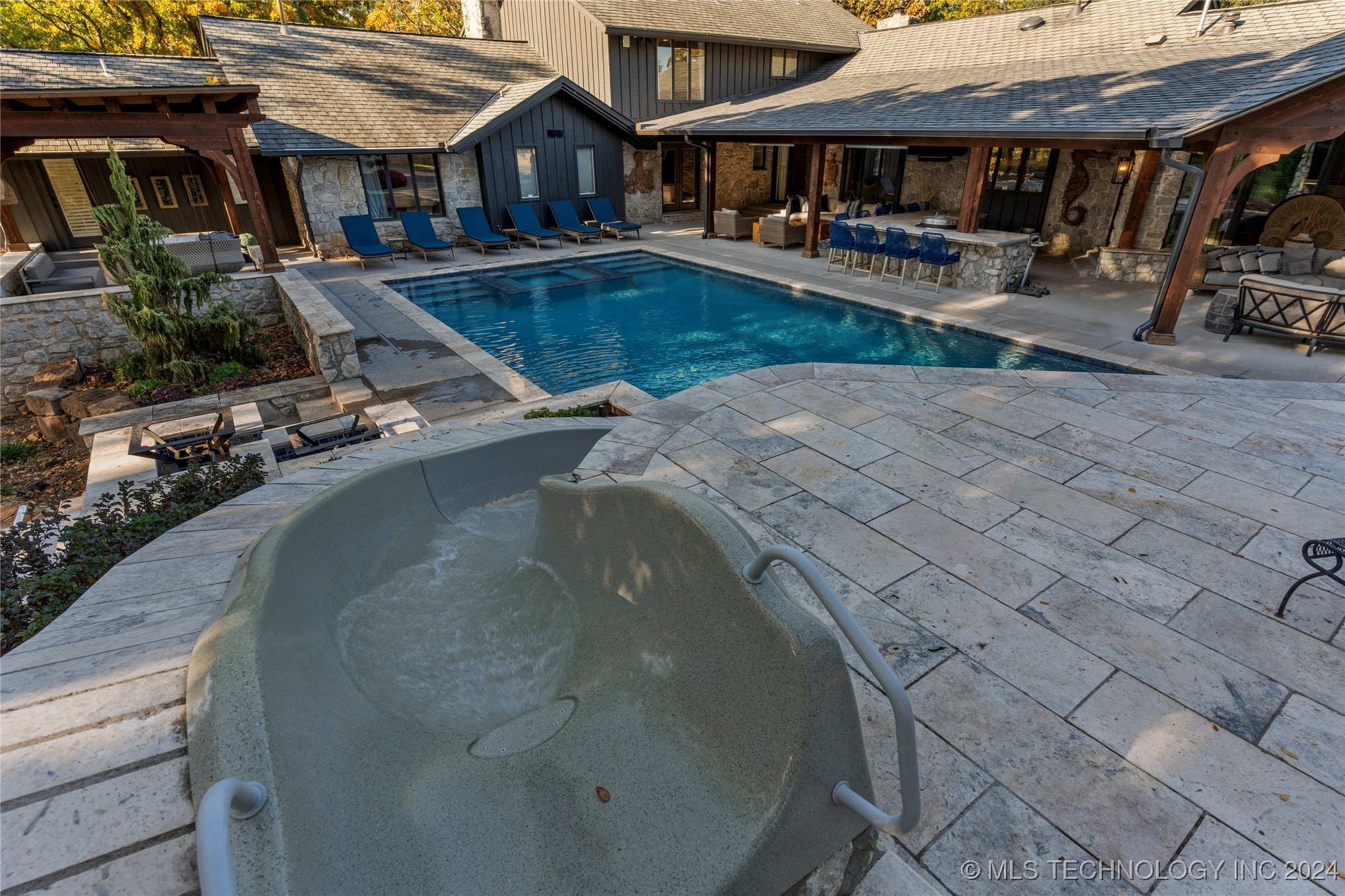 6825 S Delaware Avenue