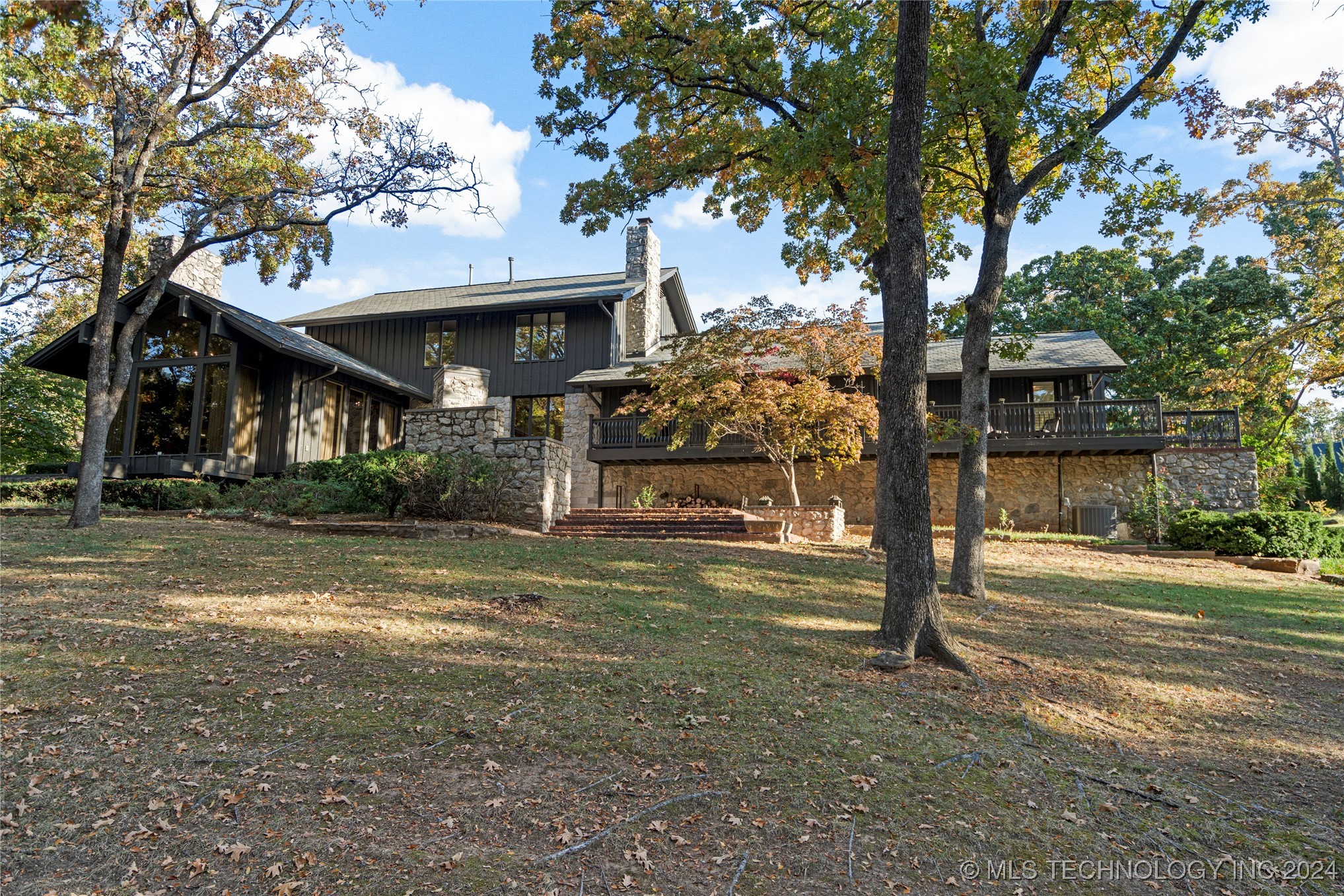 6825 S Delaware Avenue