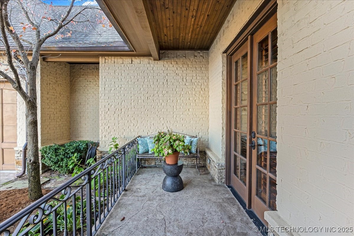 10618 S Winston Court