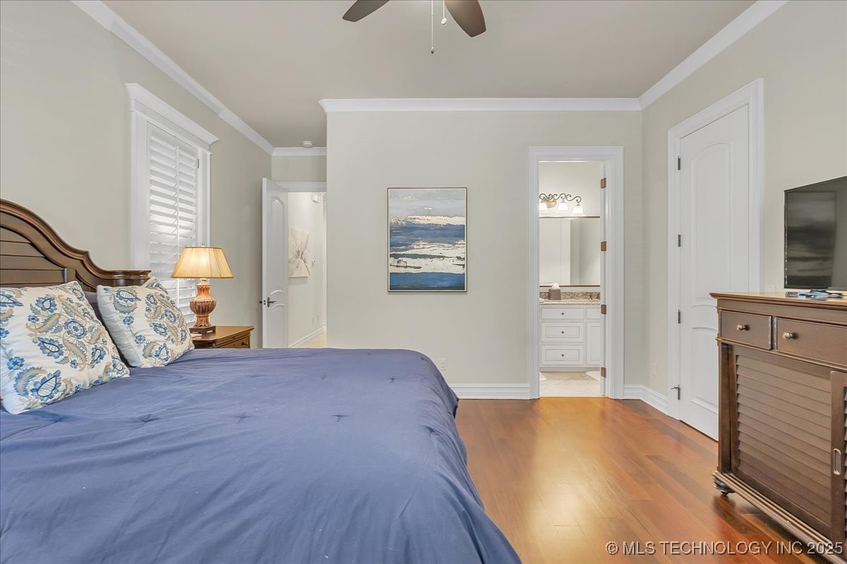 10618 S Winston Court