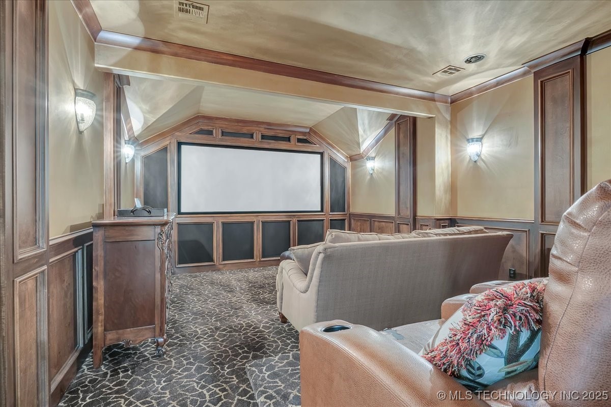 10618 S Winston Court