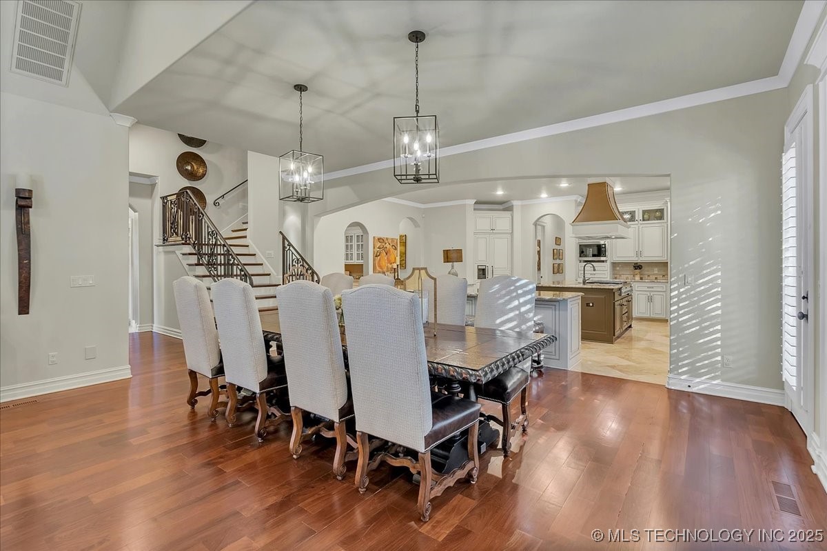 10618 S Winston Court