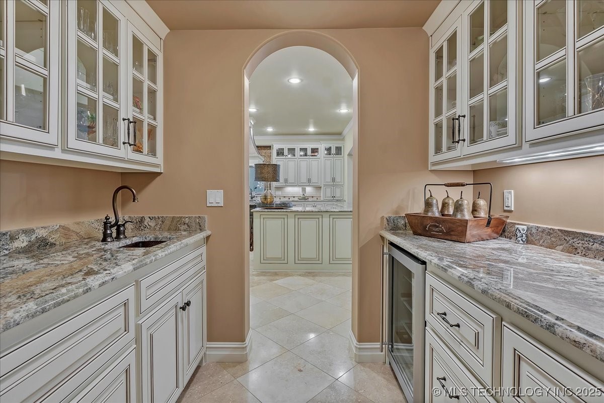 10618 S Winston Court