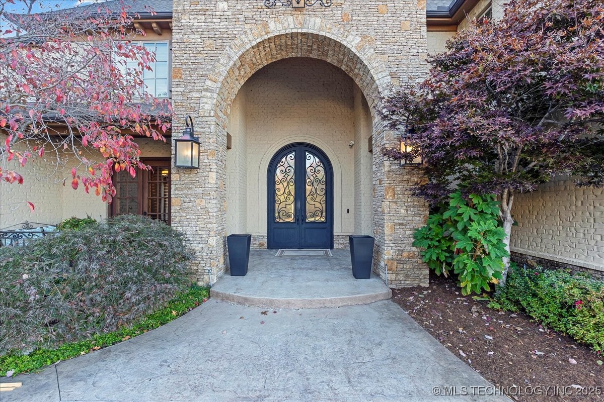 10618 S Winston Court