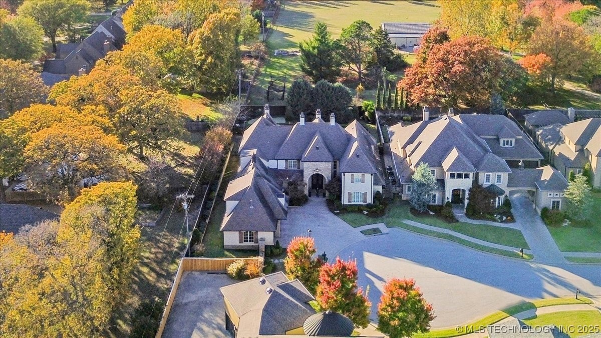 10618 S Winston Court