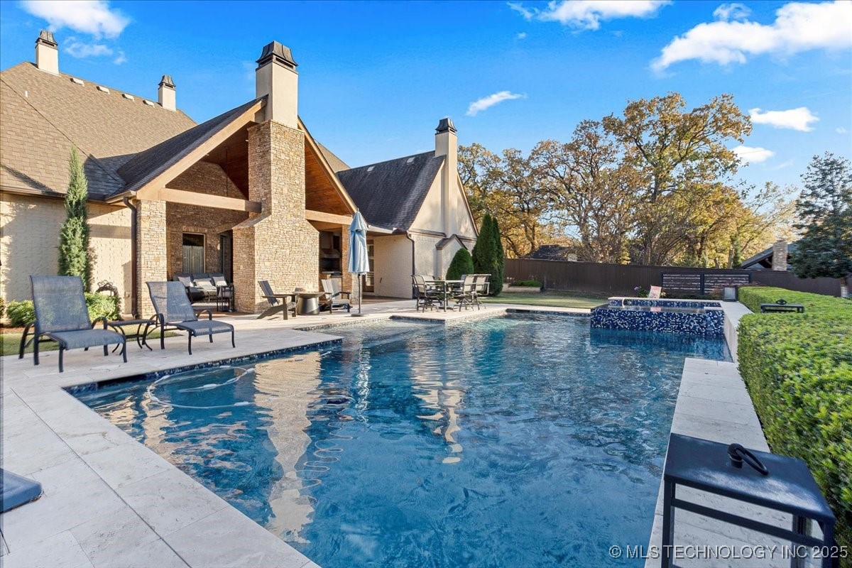 10618 S Winston Court