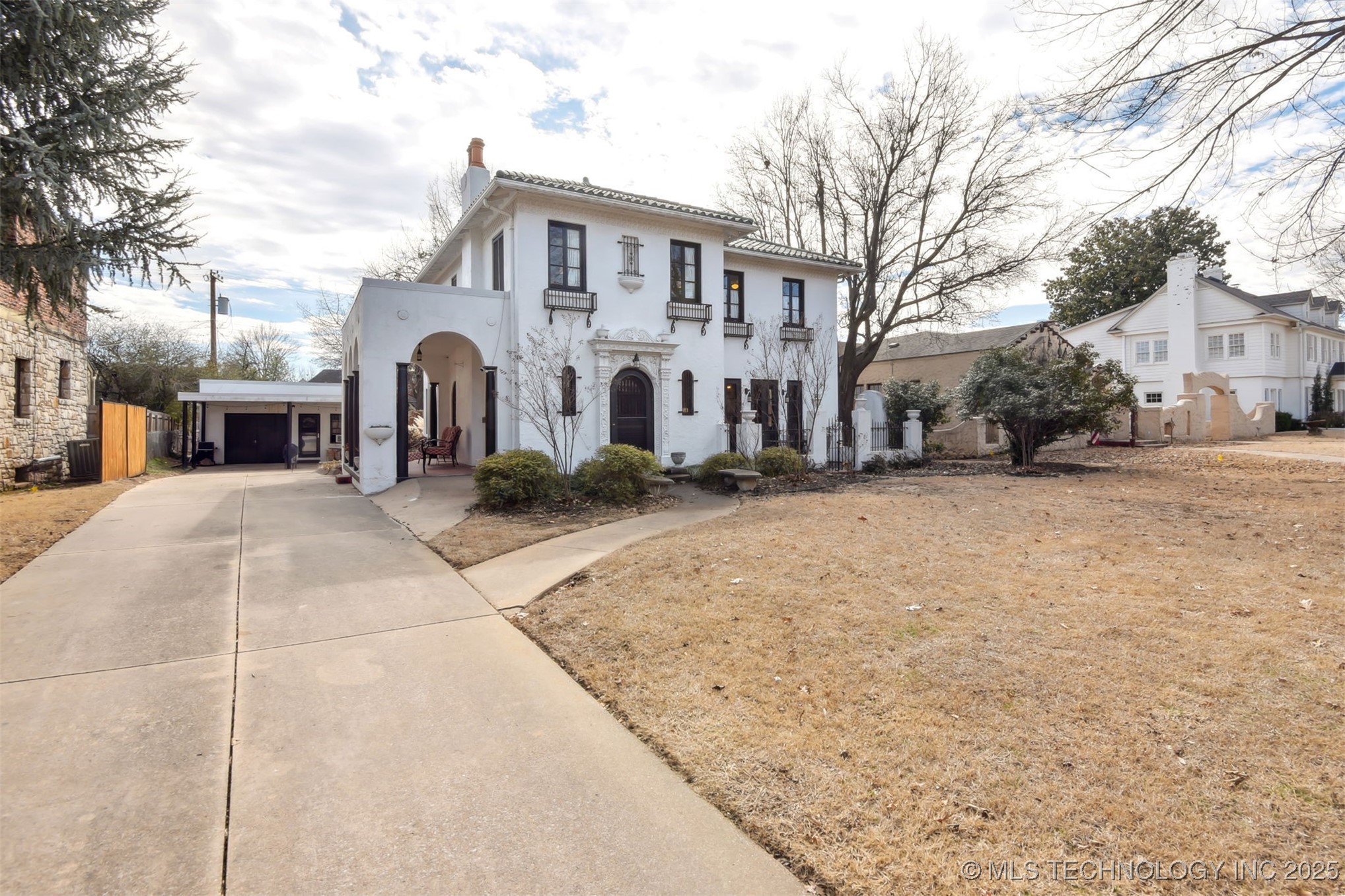 220 Hazel Boulevard