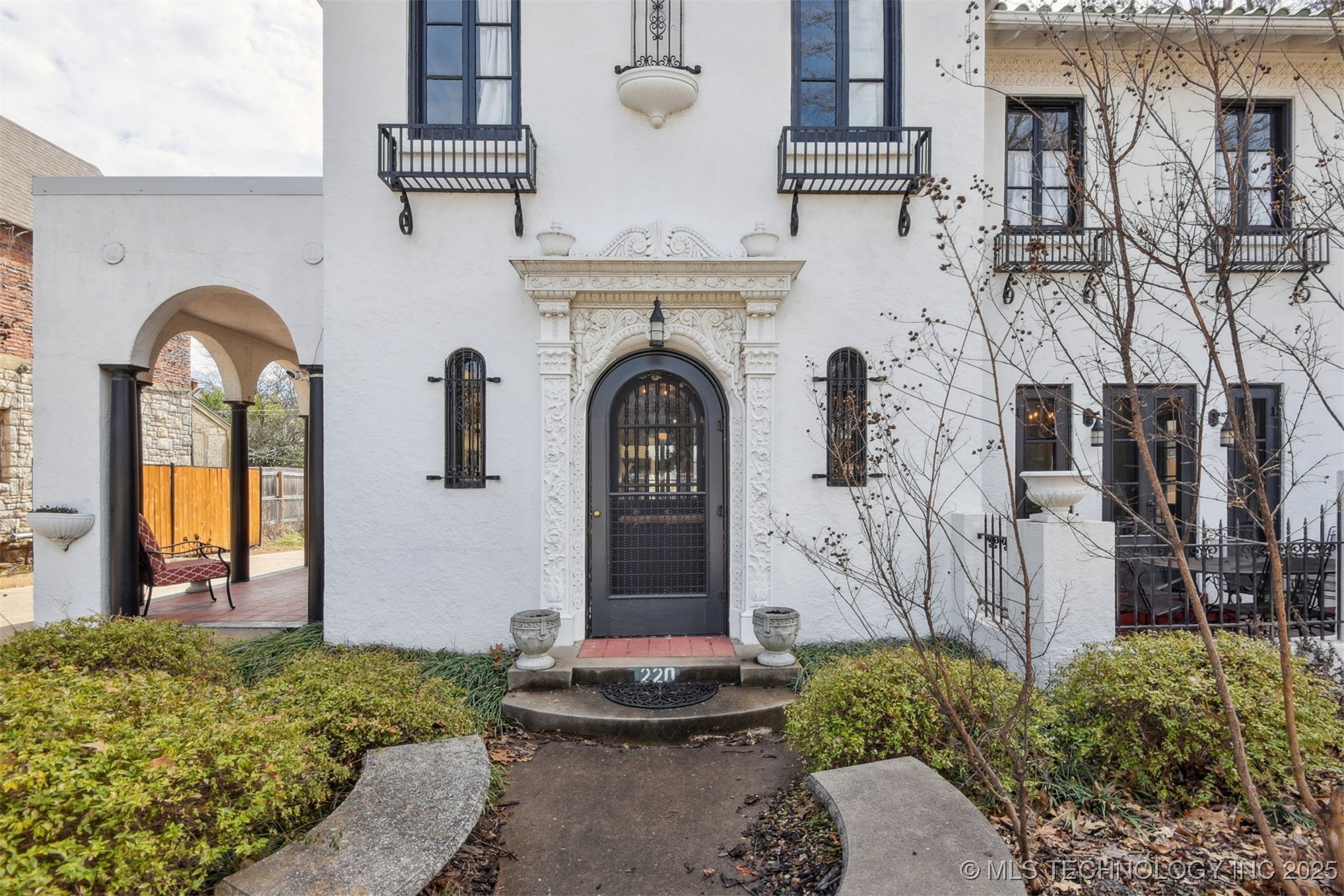 220 Hazel Boulevard
