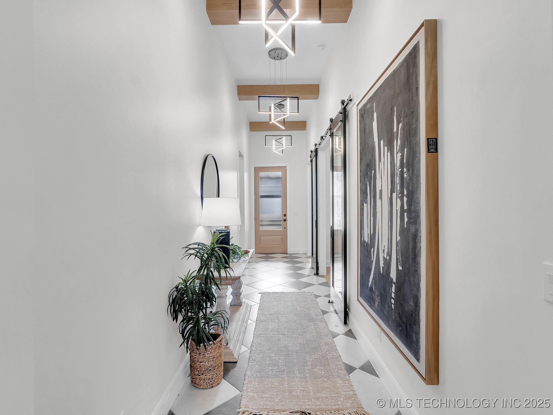 1218 N 71st Place