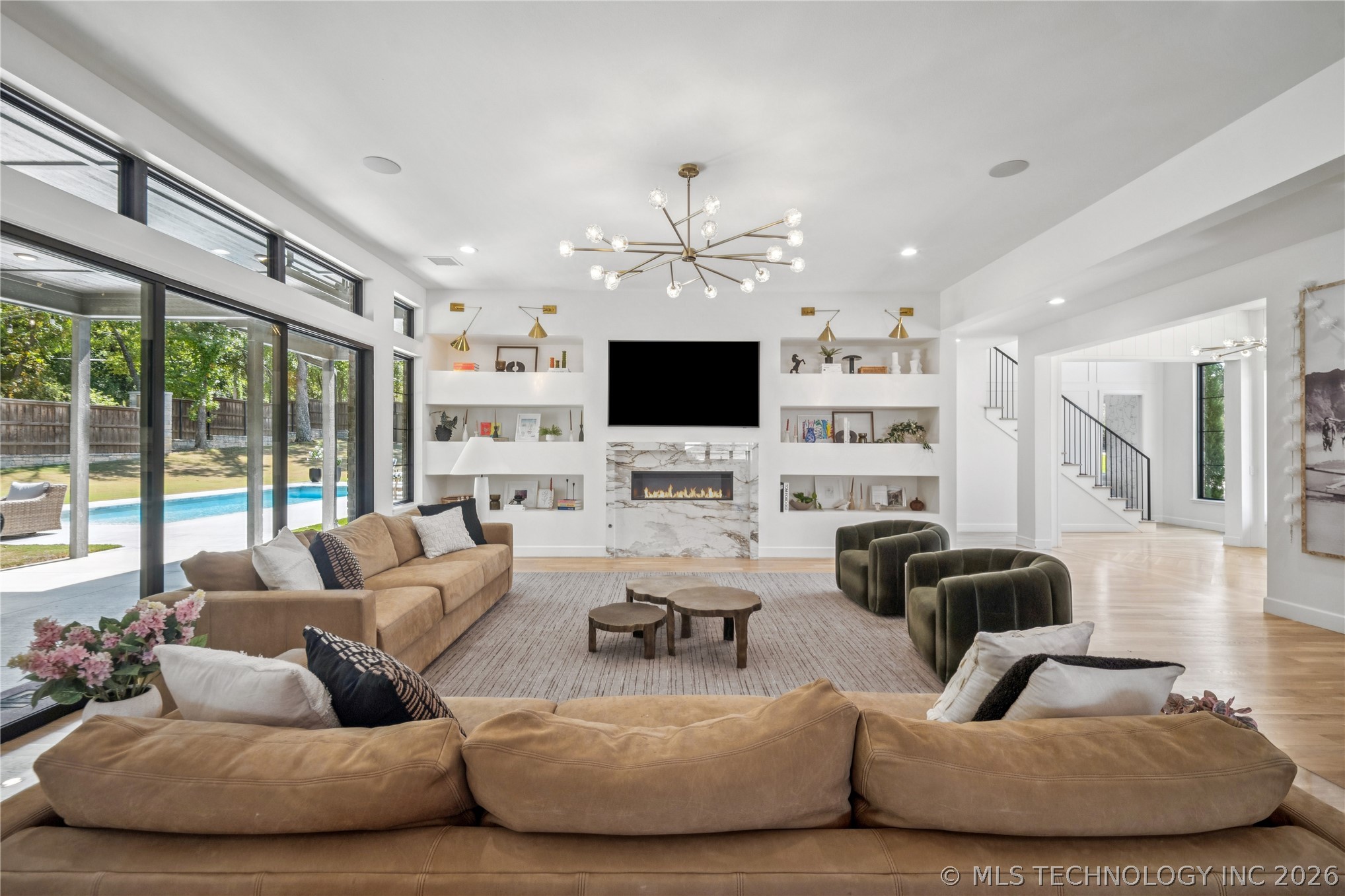 7785 Forest Lane