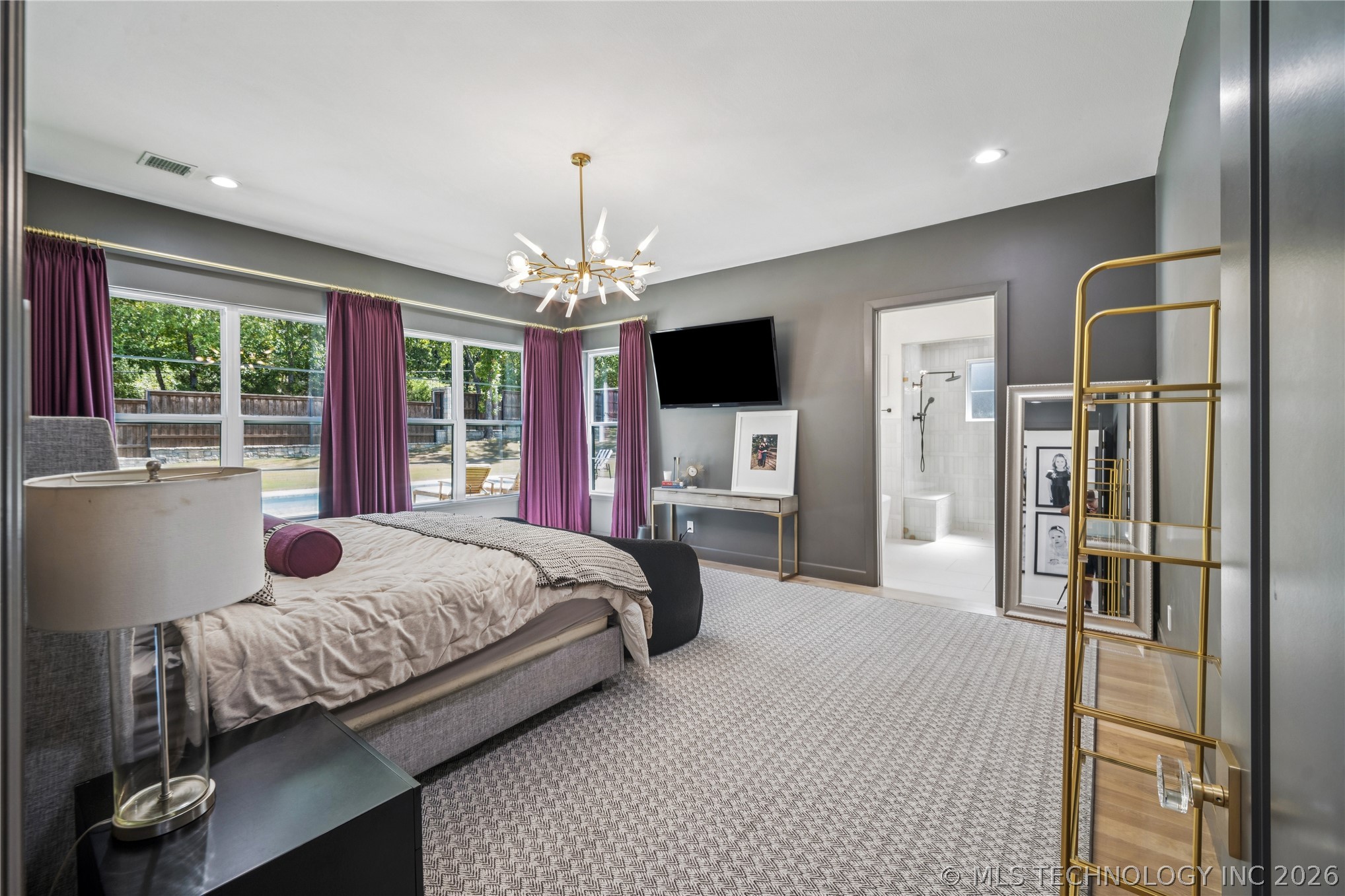 7785 Forest Lane