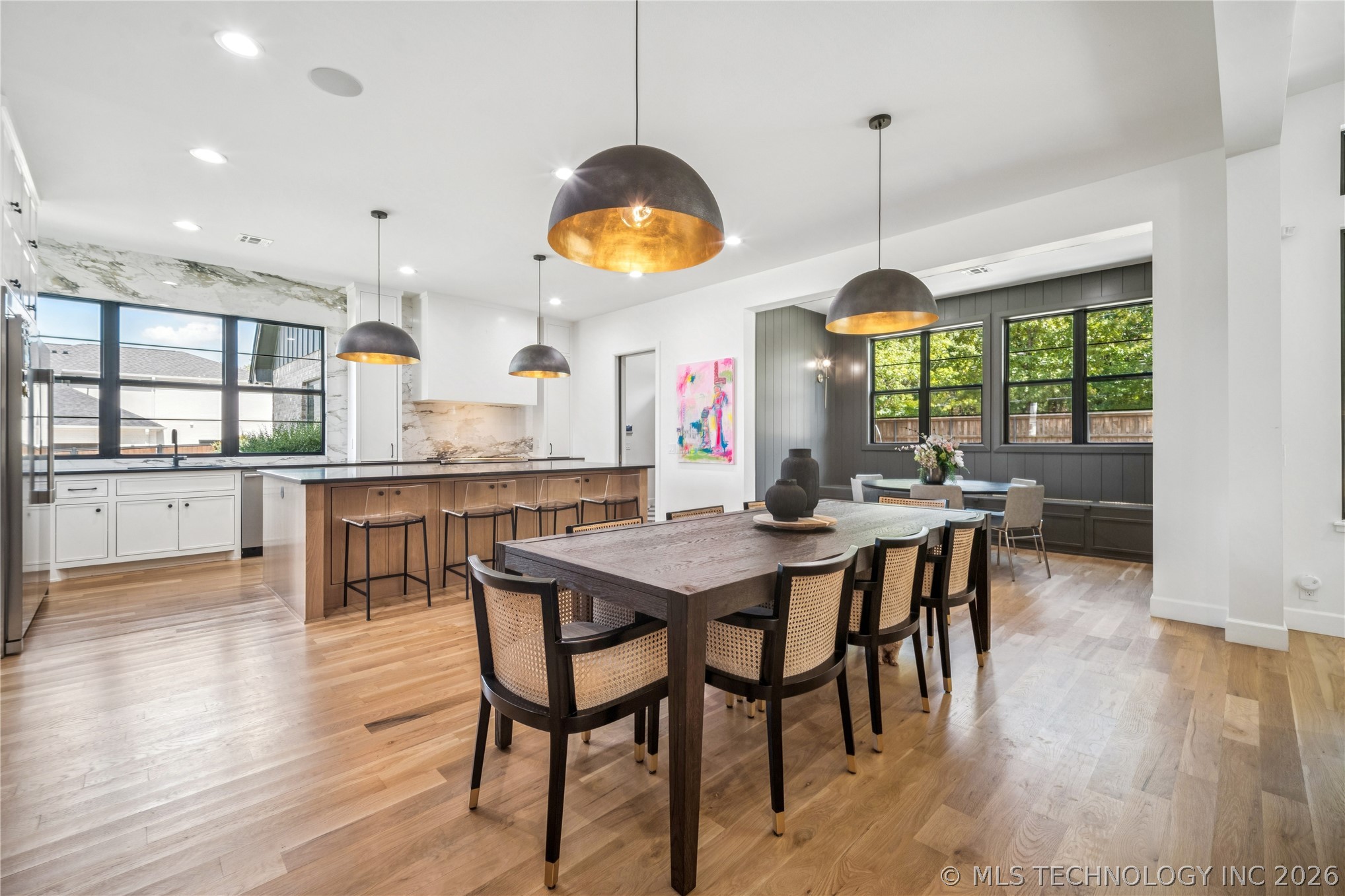 7785 Forest Lane