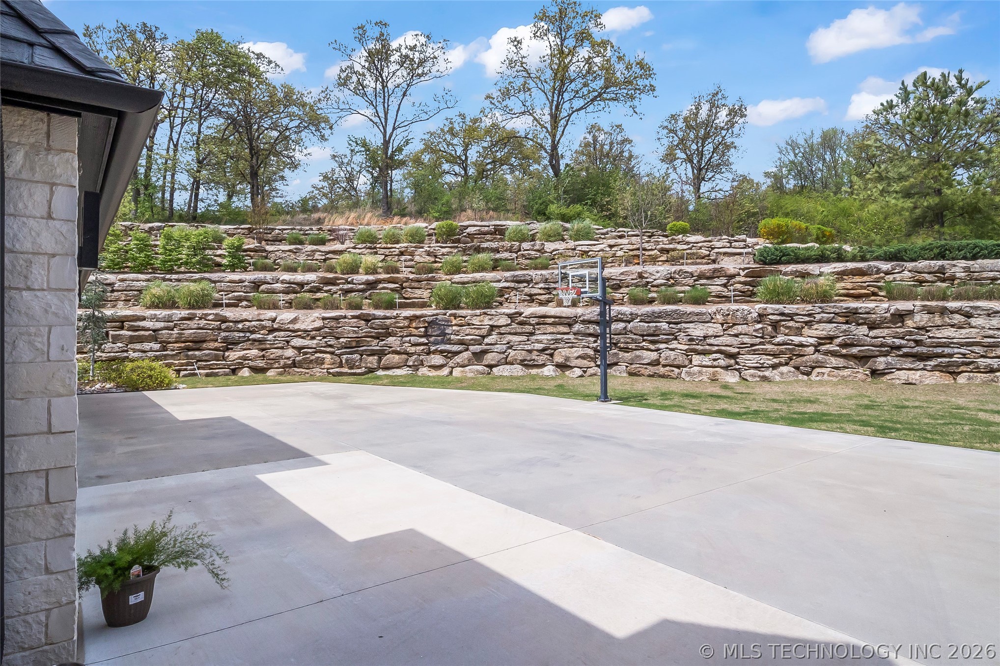 6655 Riva Ridge Road