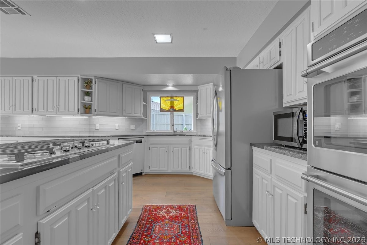 7201 S Gary Place 9