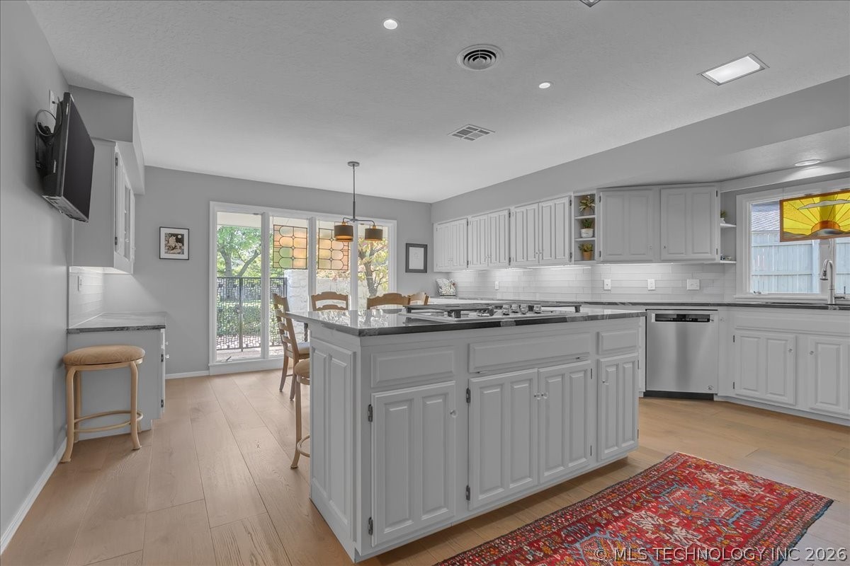 7201 S Gary Place 9