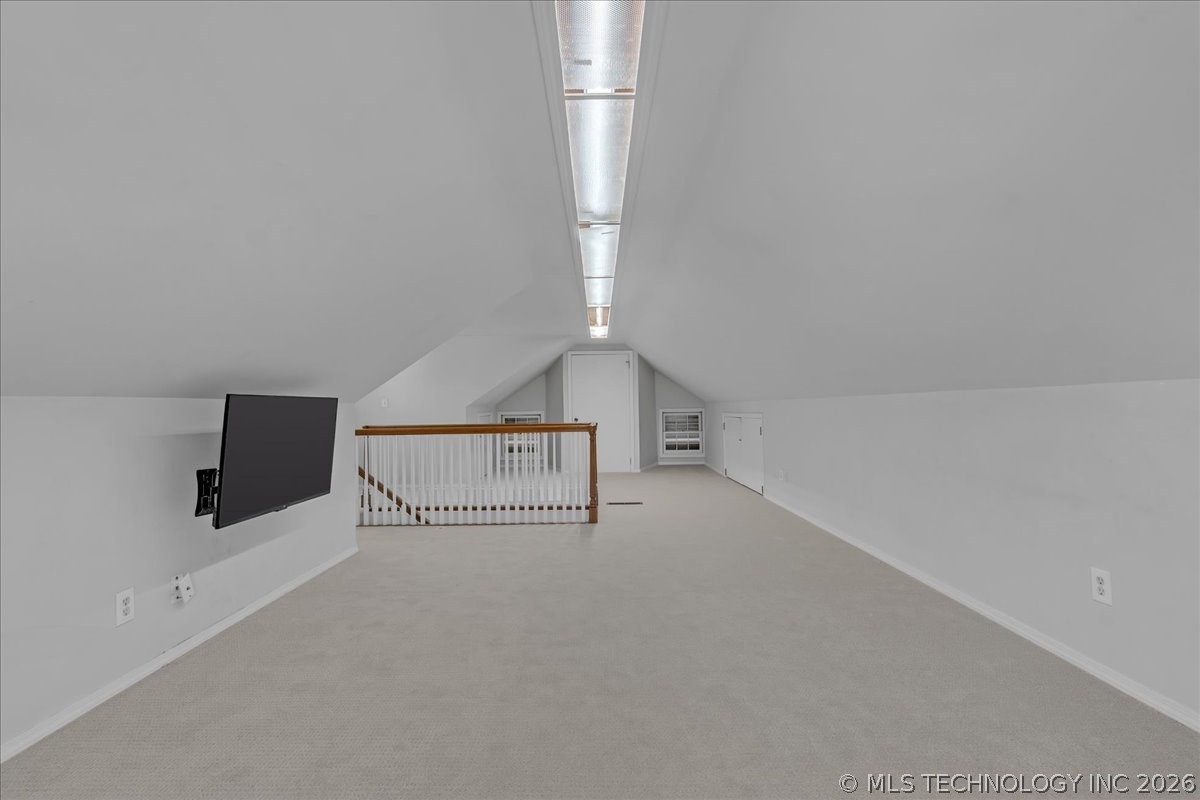 1305 E 27th Street