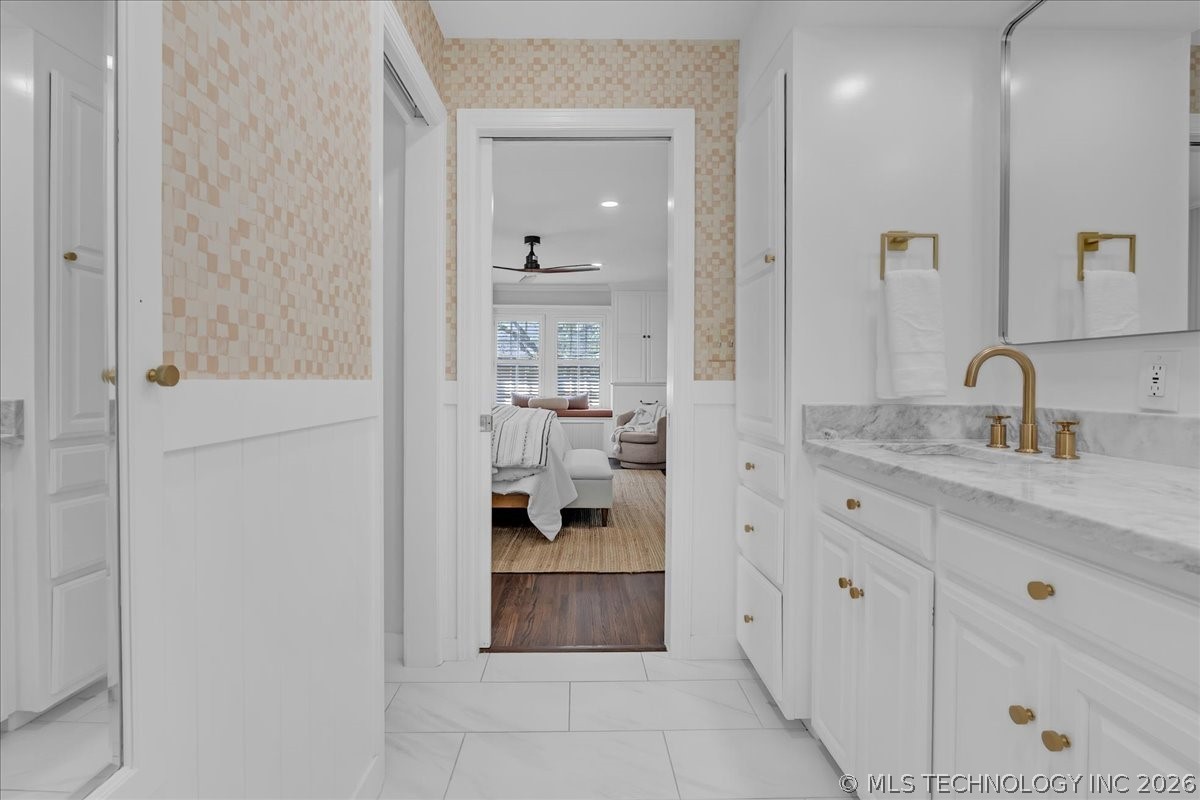 1305 E 27th Street