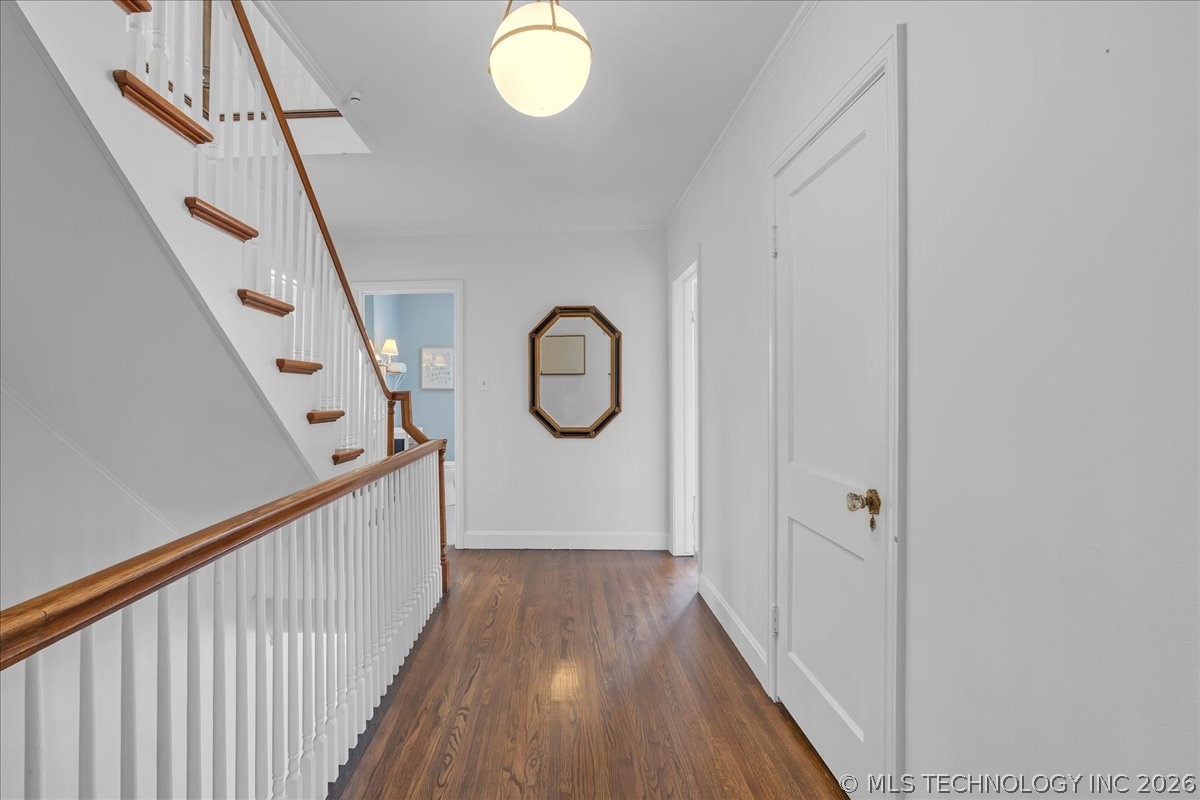 1305 E 27th Street