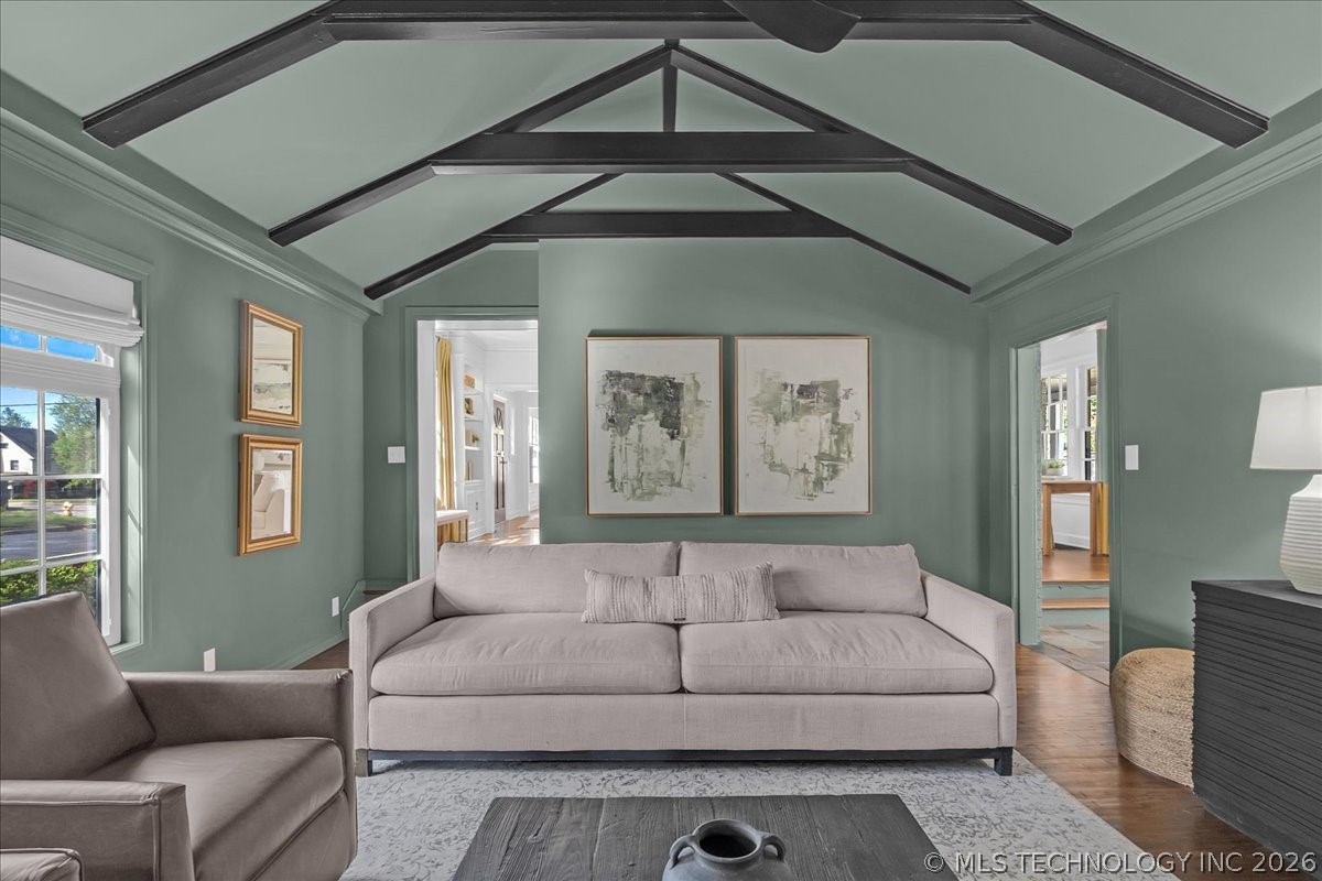 1305 E 27th Street