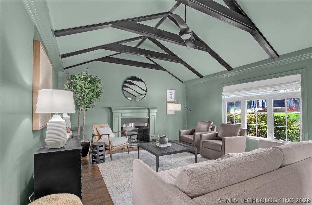1305 E 27th Street