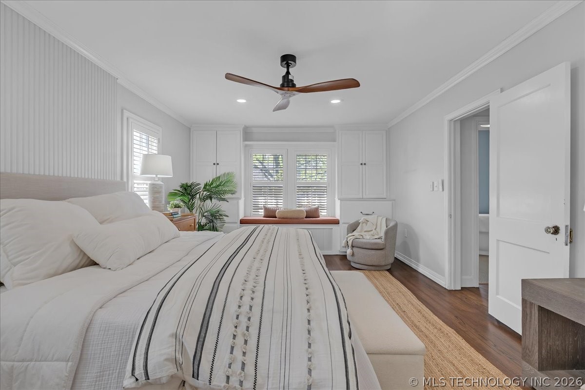 1305 E 27th Street