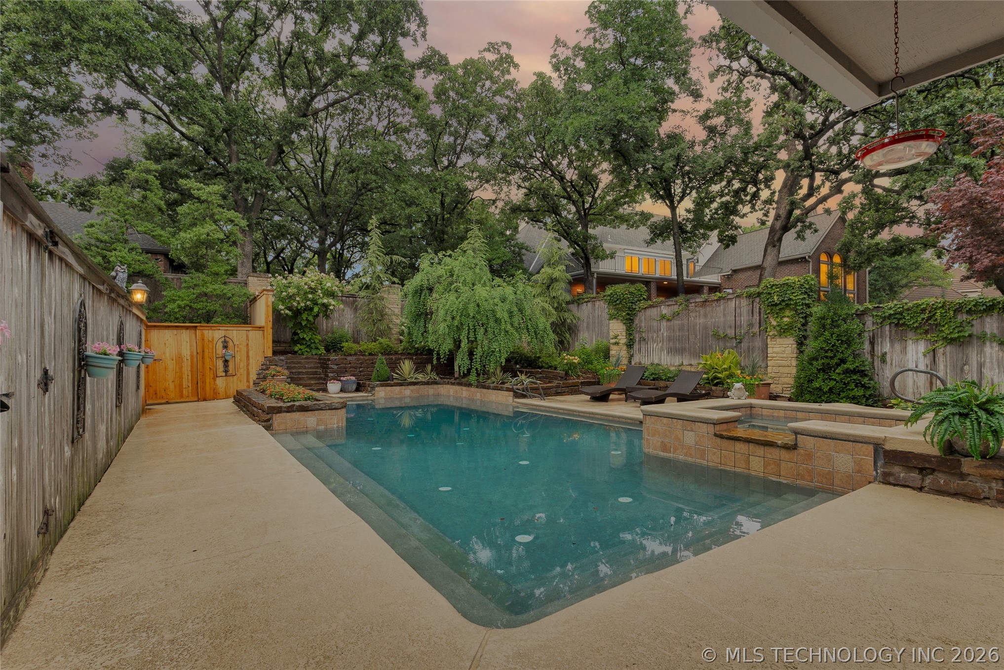 2917 E 68th Street