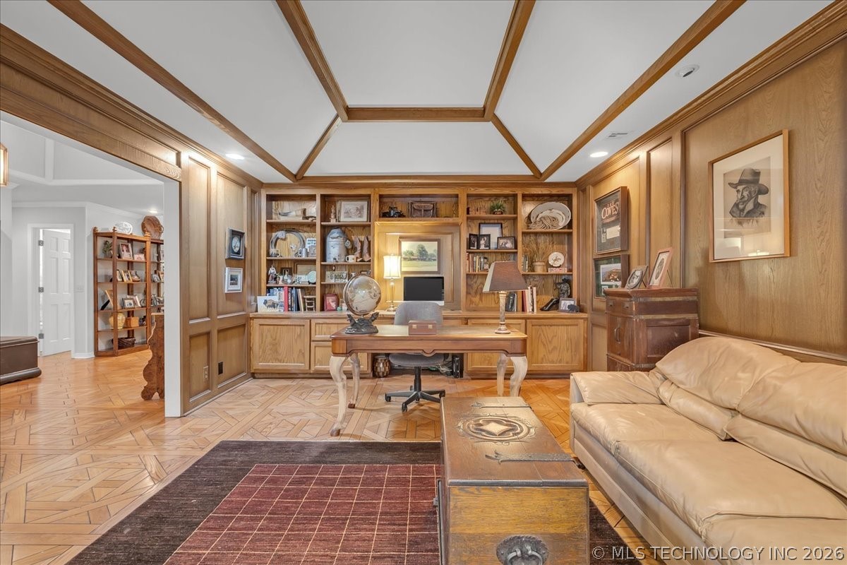 2917 E 68th Street