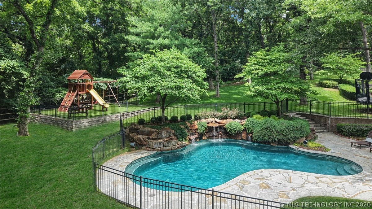 11428 S Sandusky Avenue