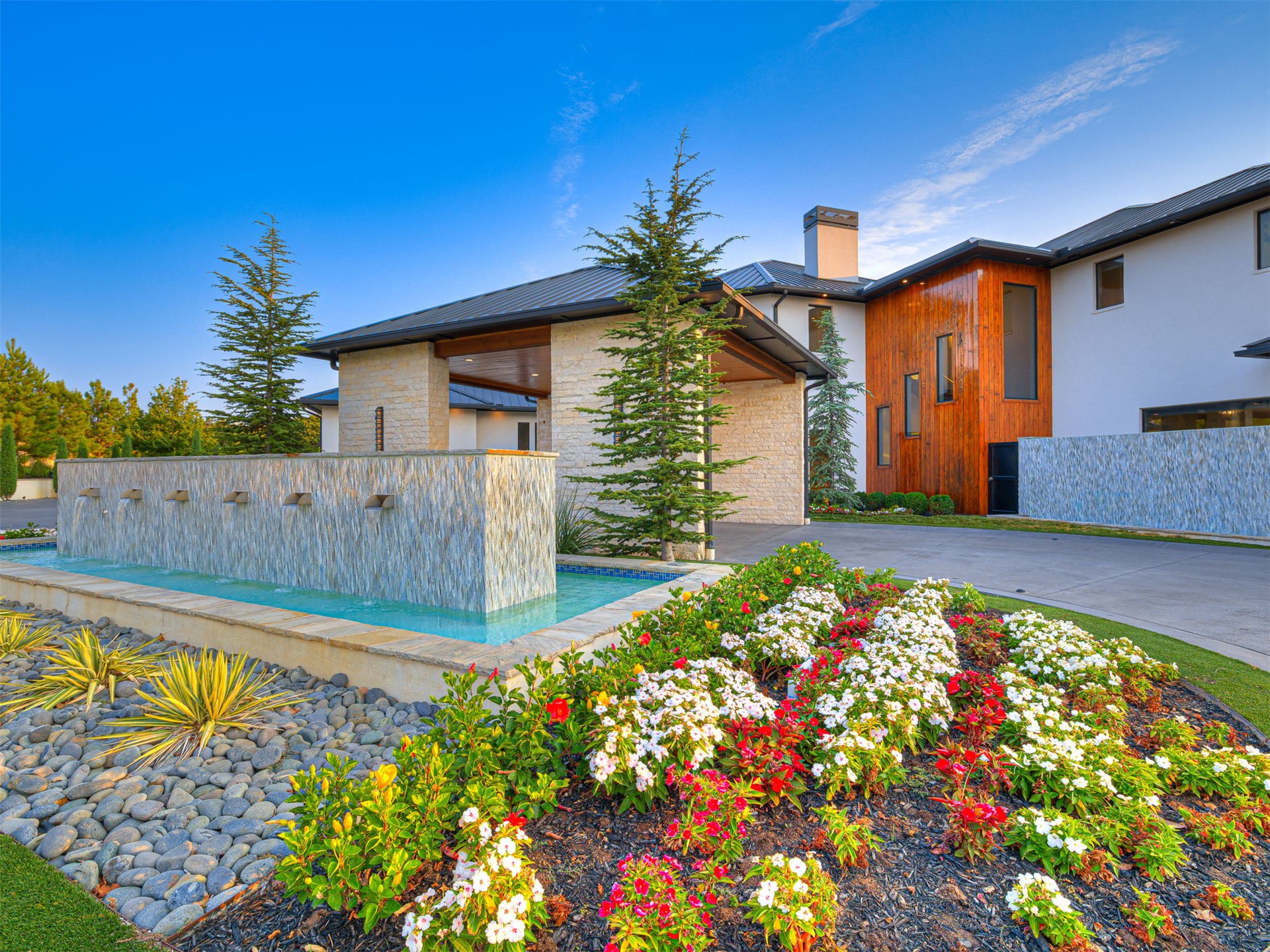 833 Mayfield Road