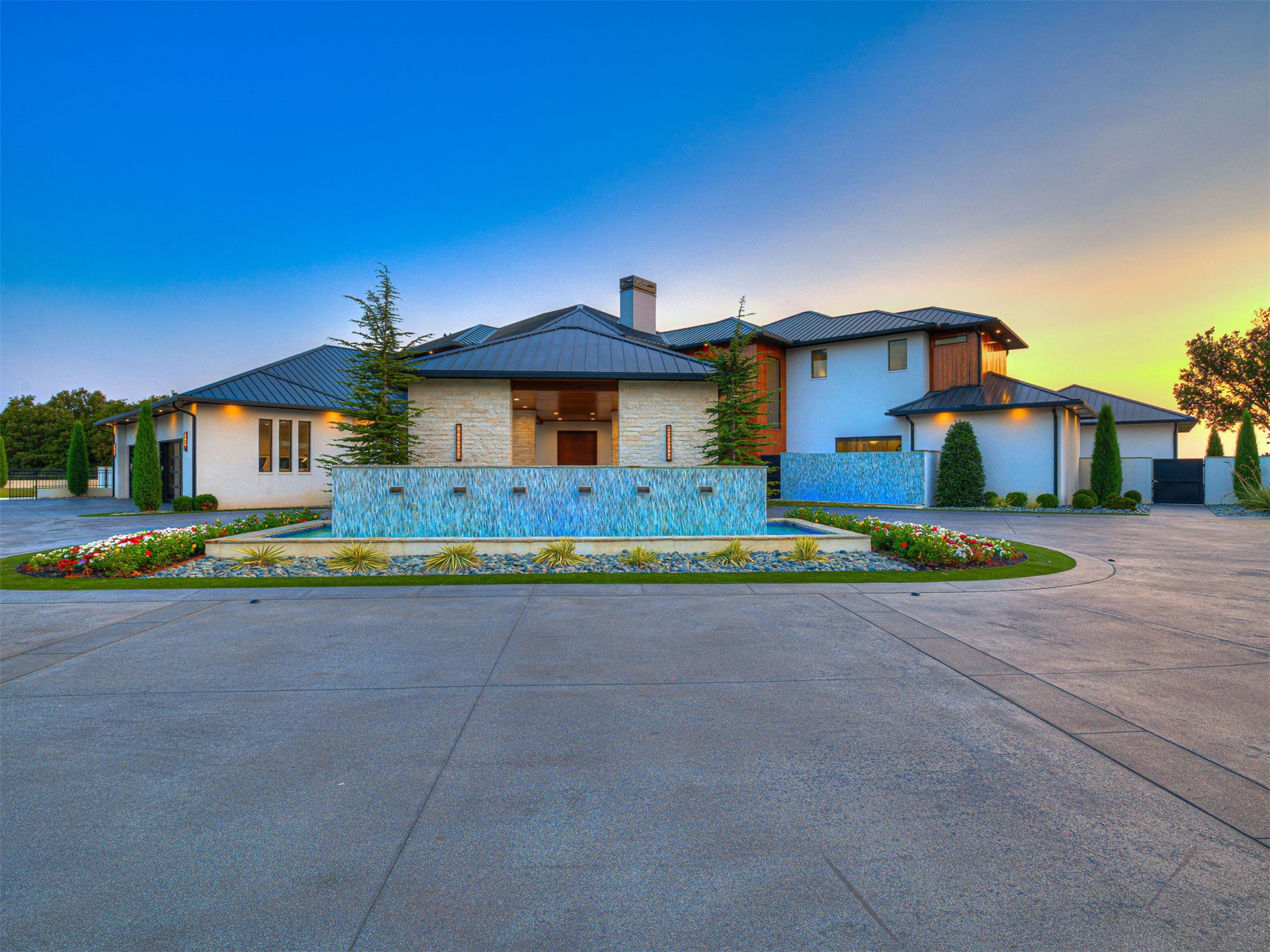 833 Mayfield Road
