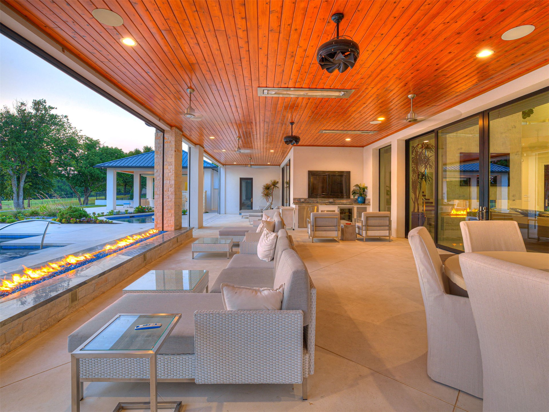 833 Mayfield Road
