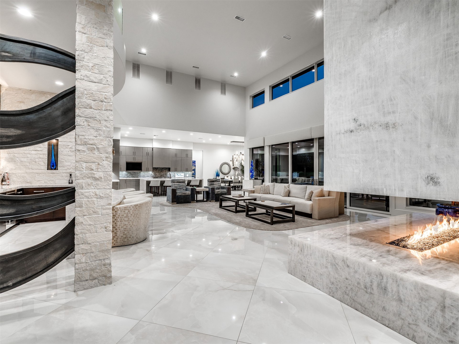 833 Mayfield Road